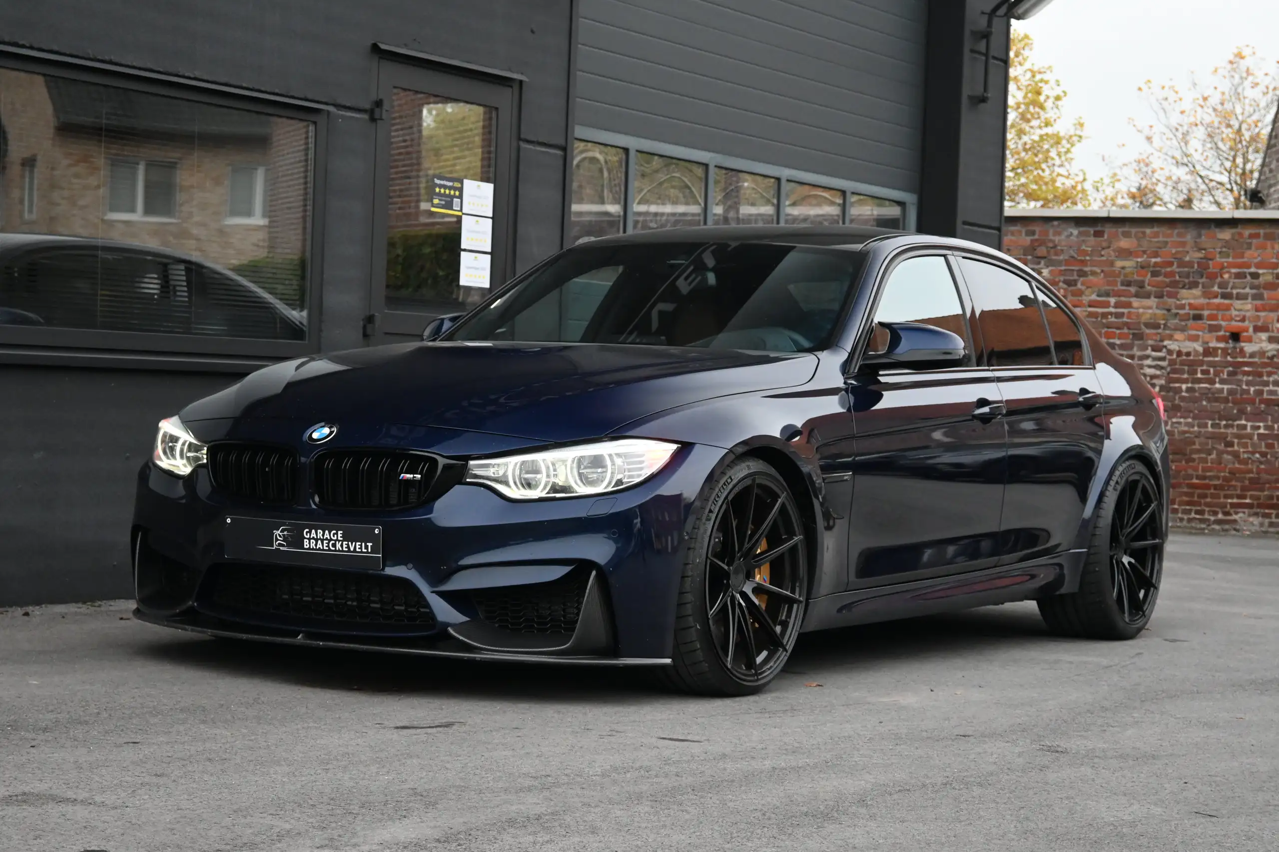 BMW - M3