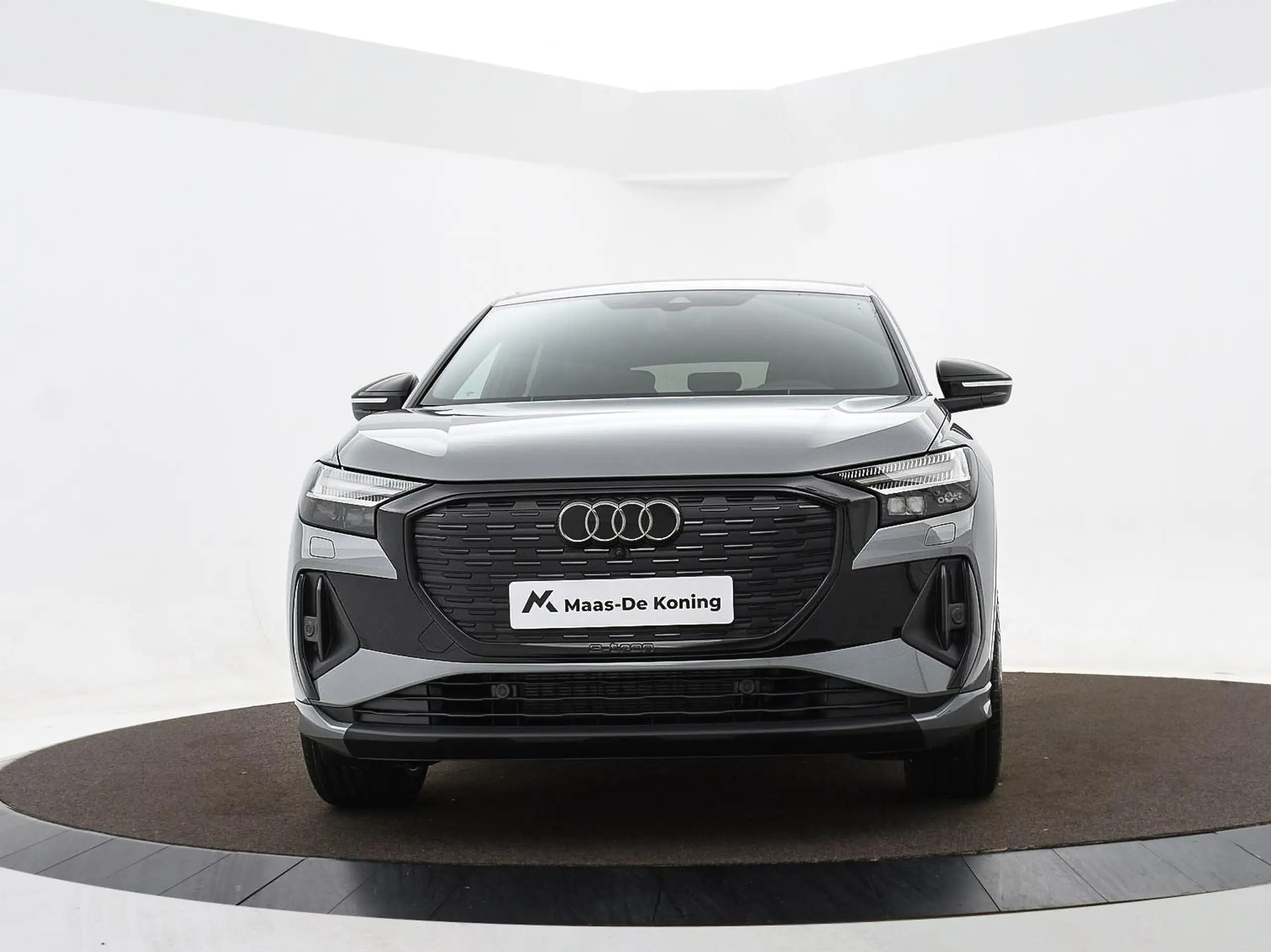 Audi - Q4 e-tron