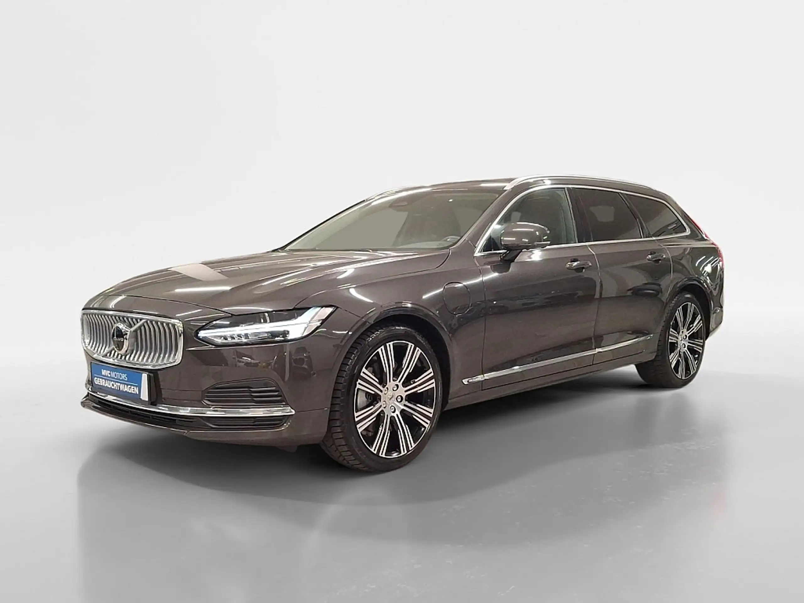 Volvo - V90