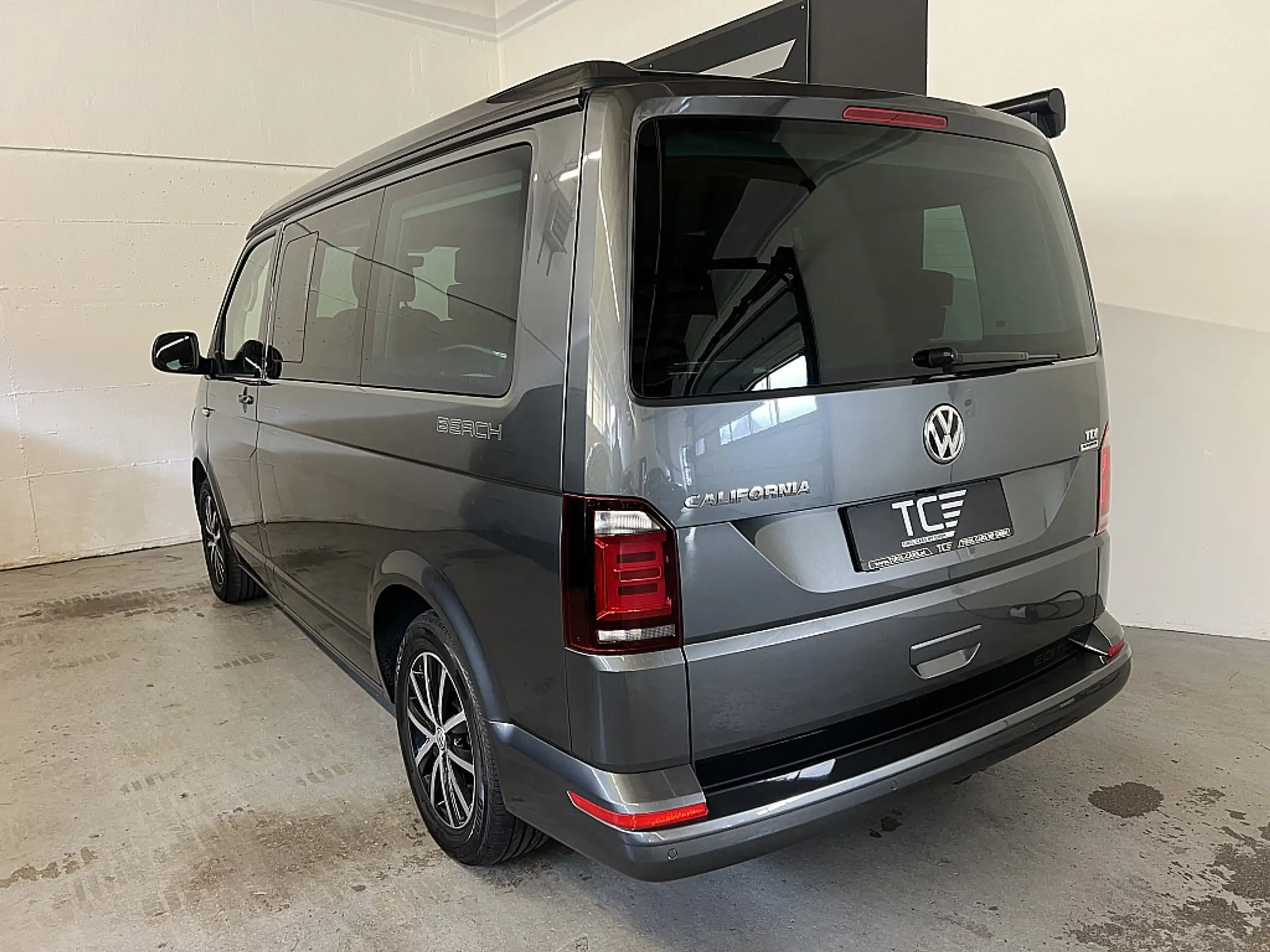 Volkswagen - T6 Multivan