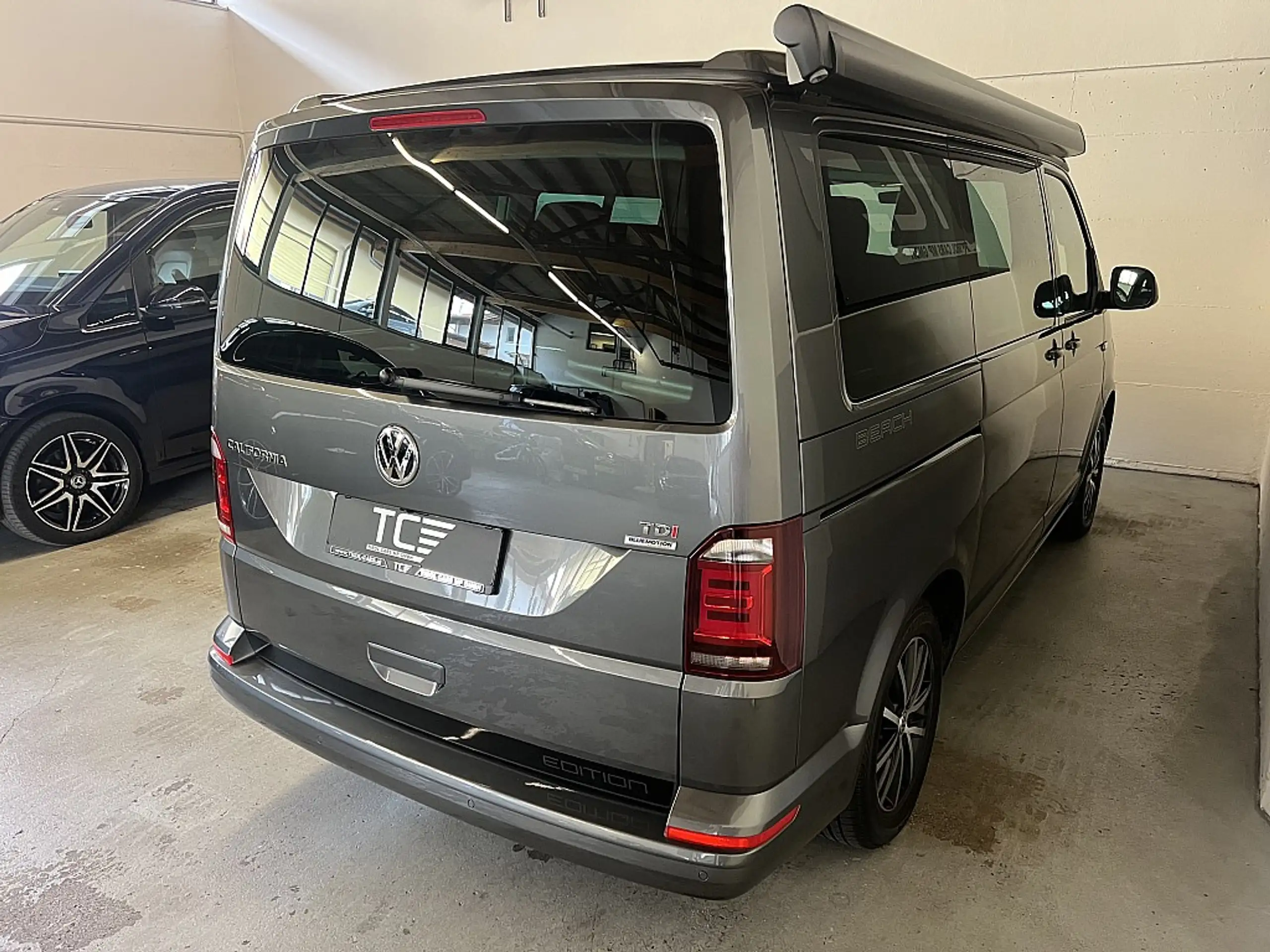 Volkswagen - T6 Multivan