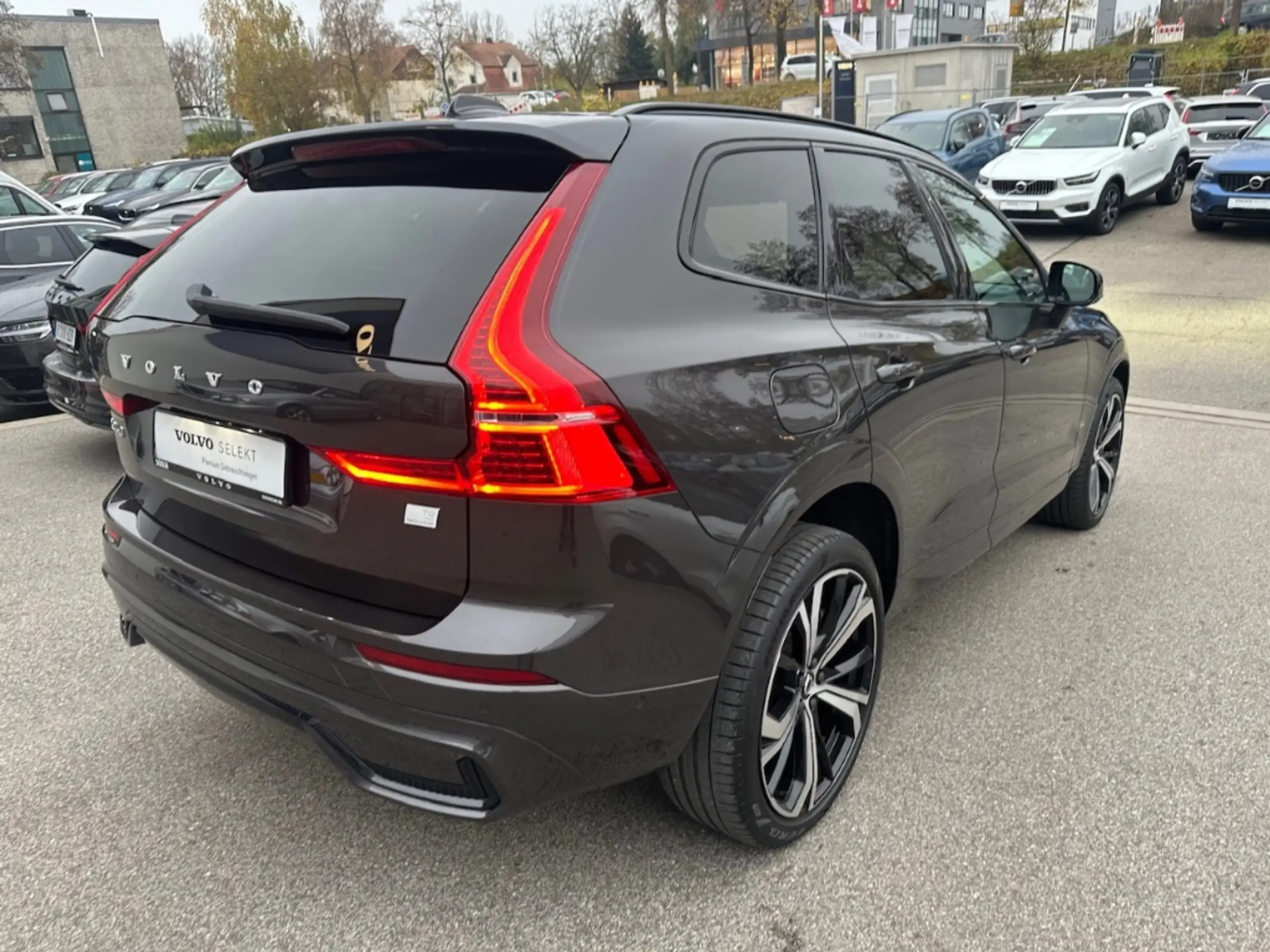 Volvo - XC60