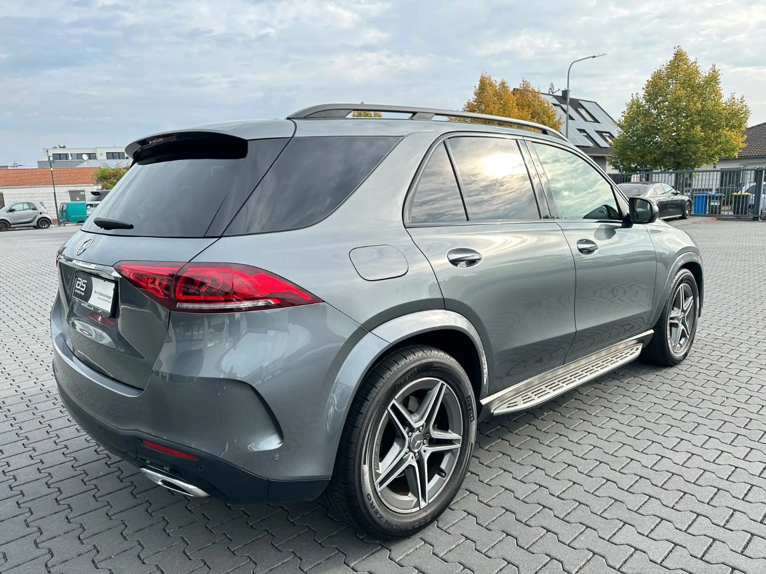 Mercedes-Benz - GLE 400