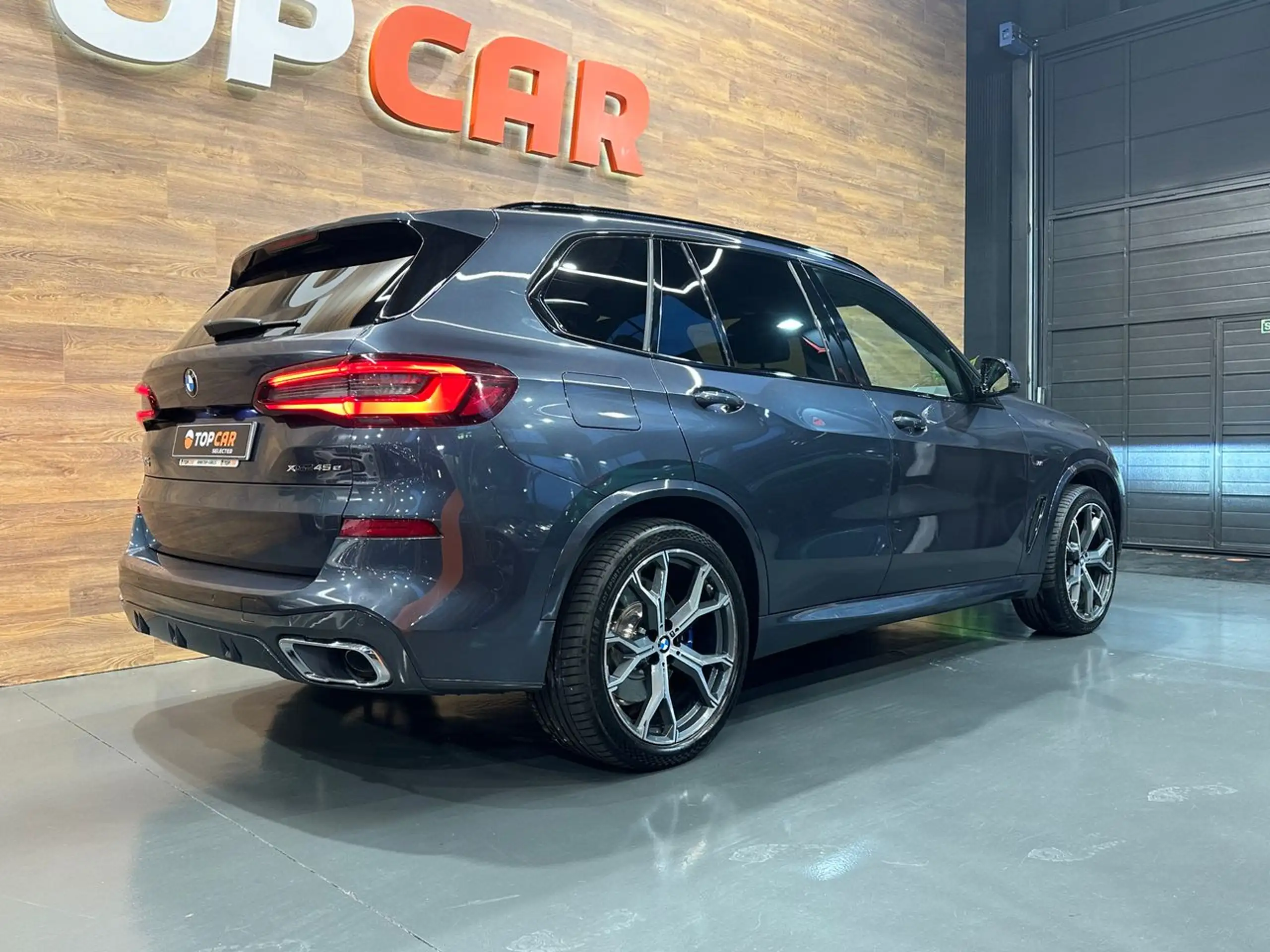 BMW - X5