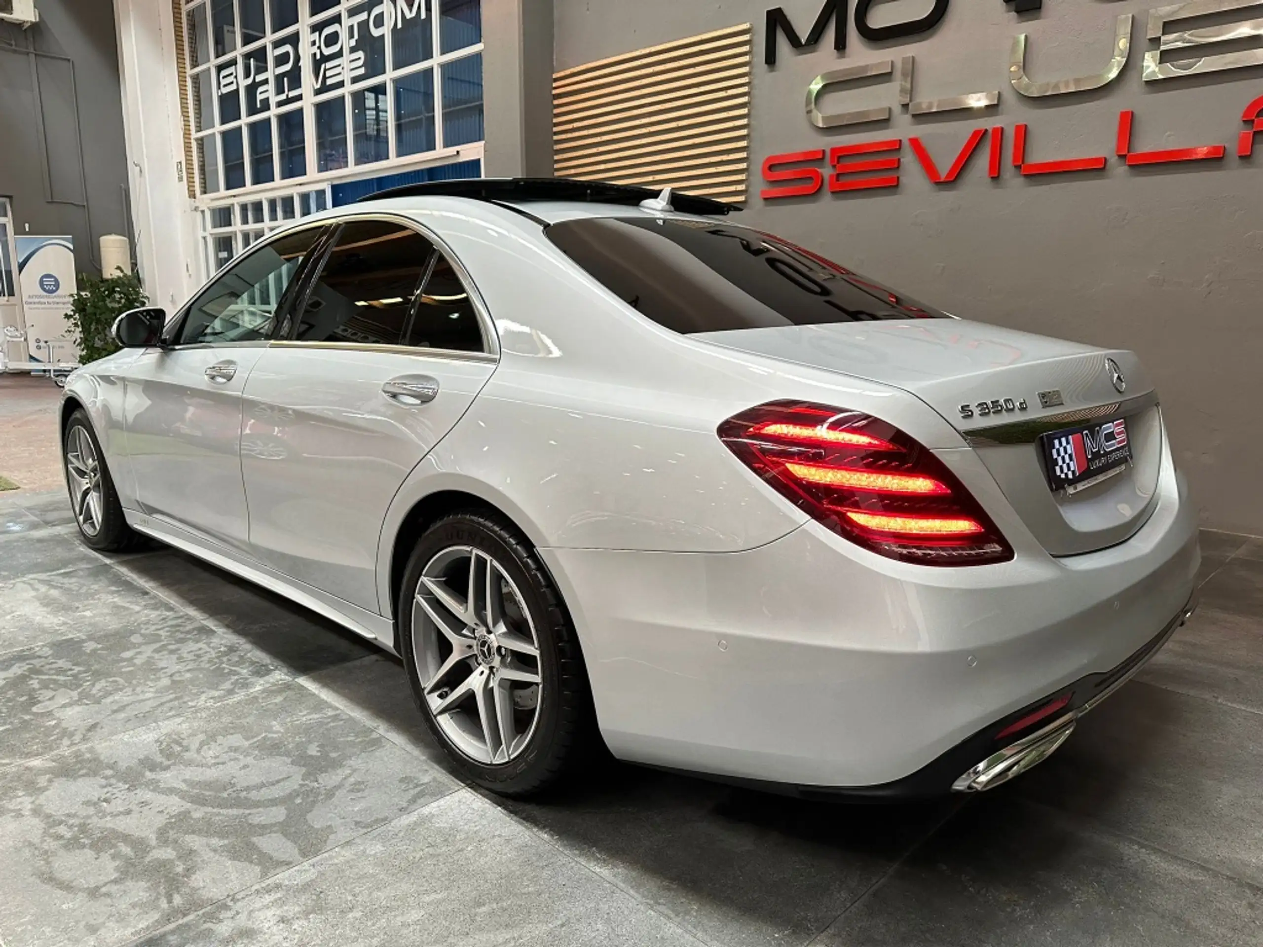 Mercedes-Benz - S 350