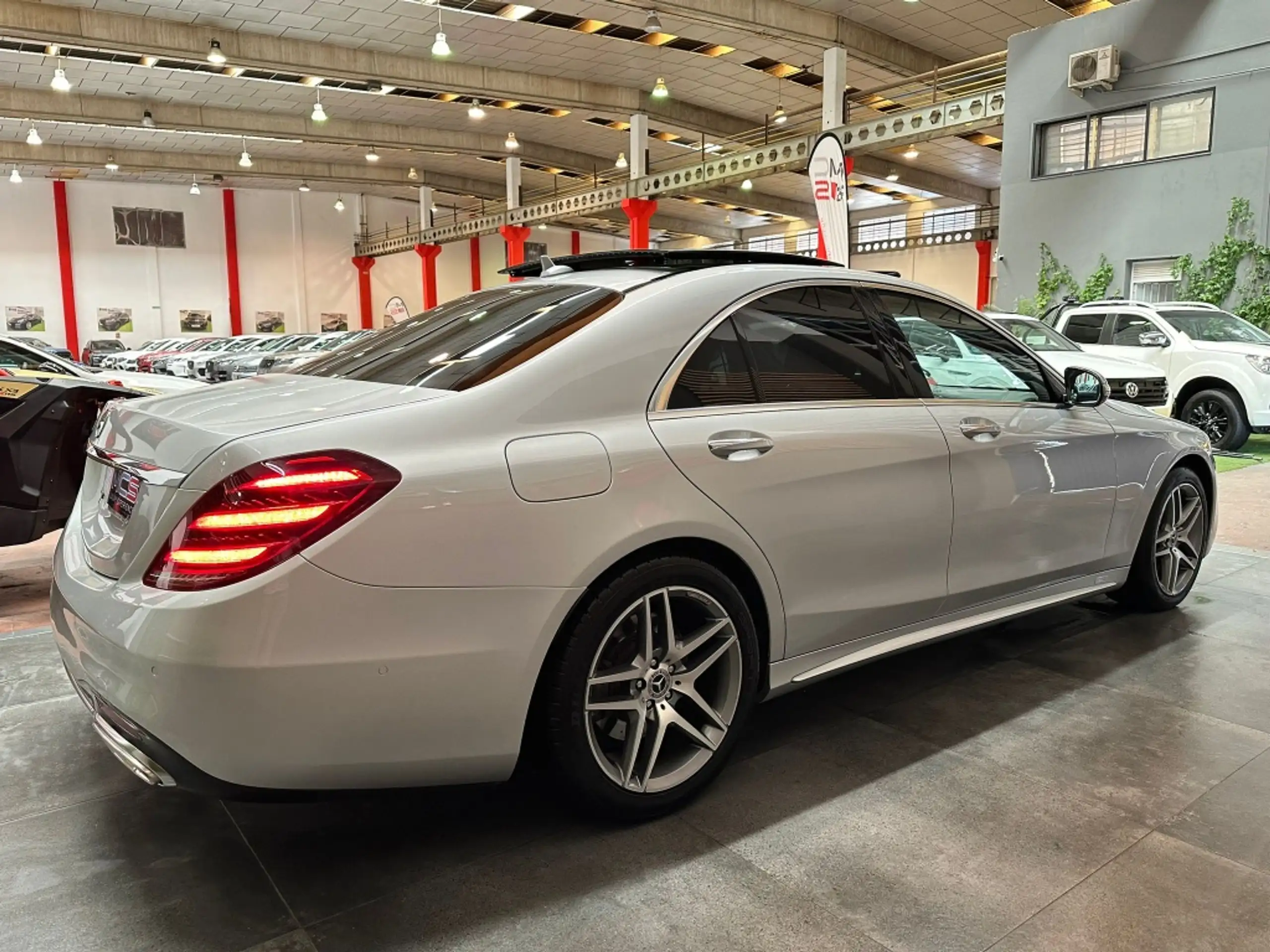 Mercedes-Benz - S 350