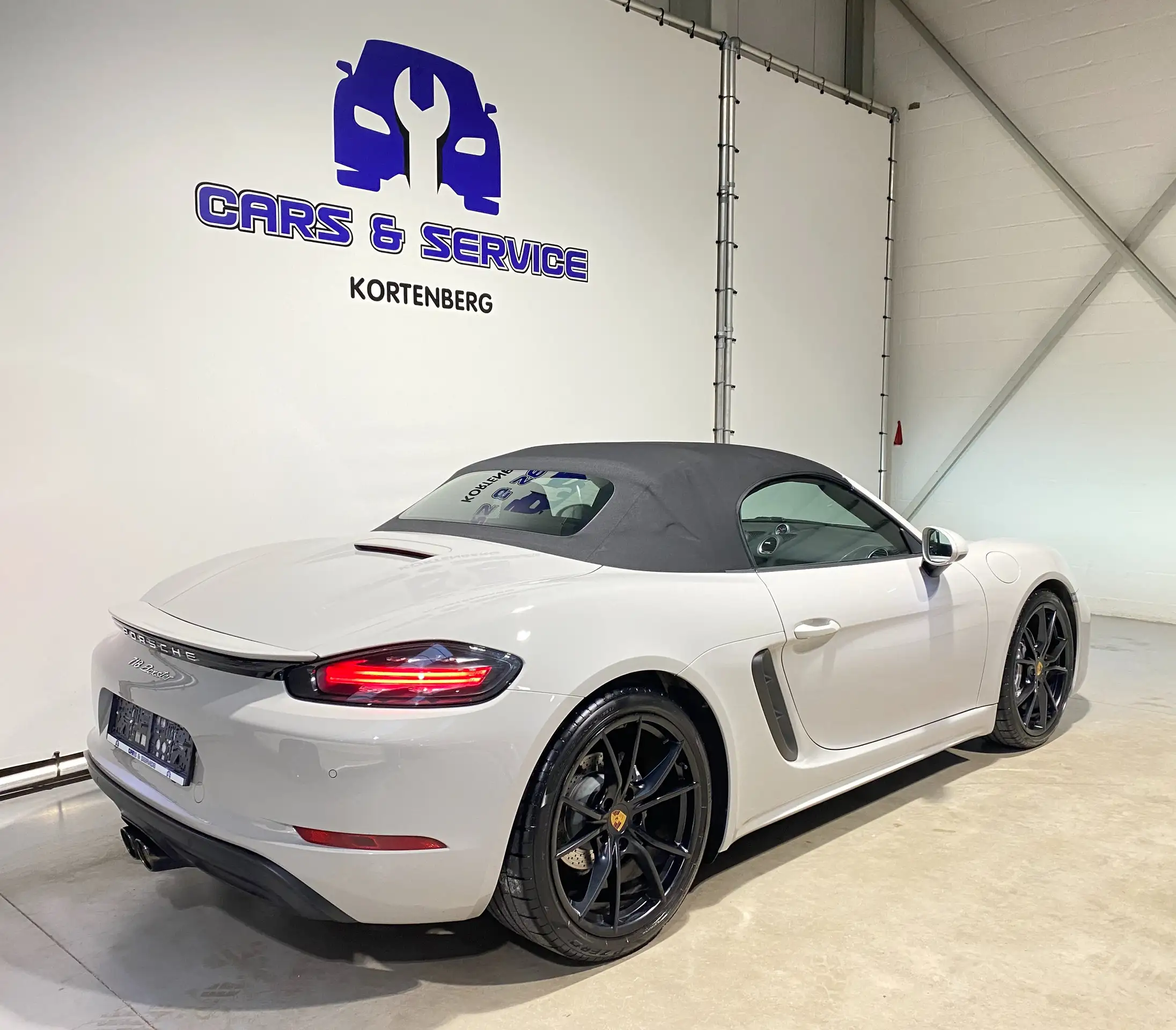 Porsche - Boxster