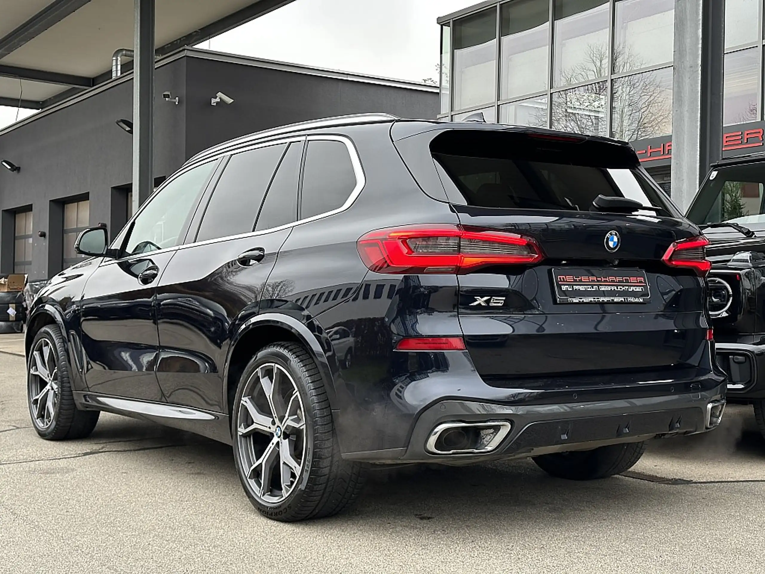 BMW - X5