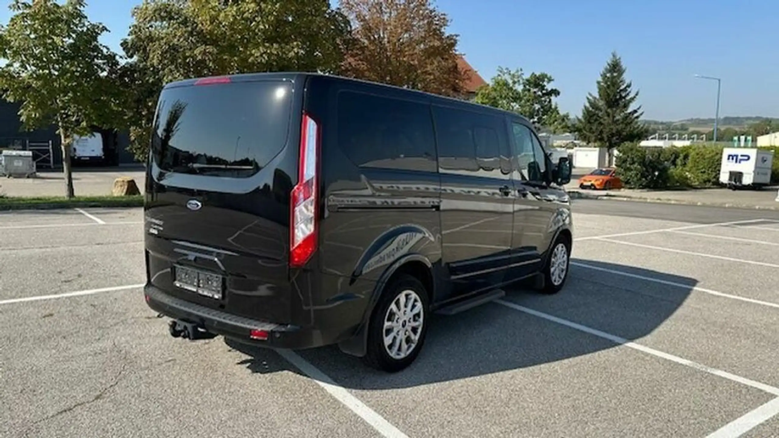 Ford - Tourneo Custom