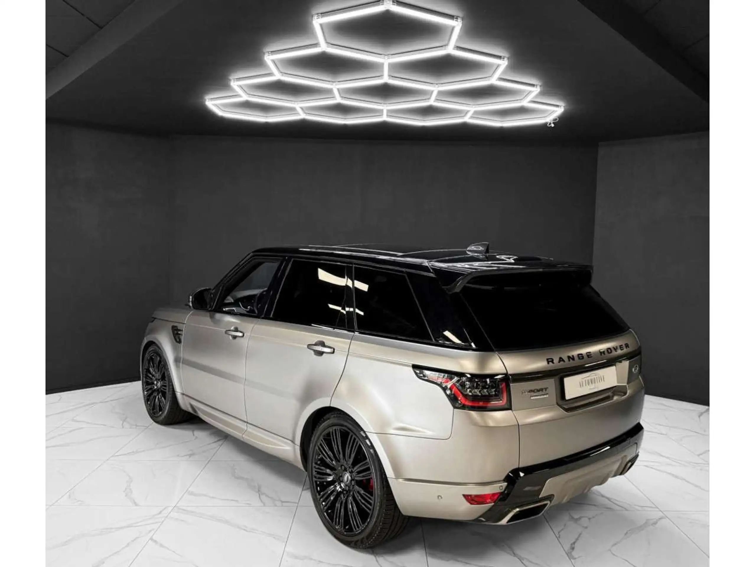 Land Rover - Range Rover Sport