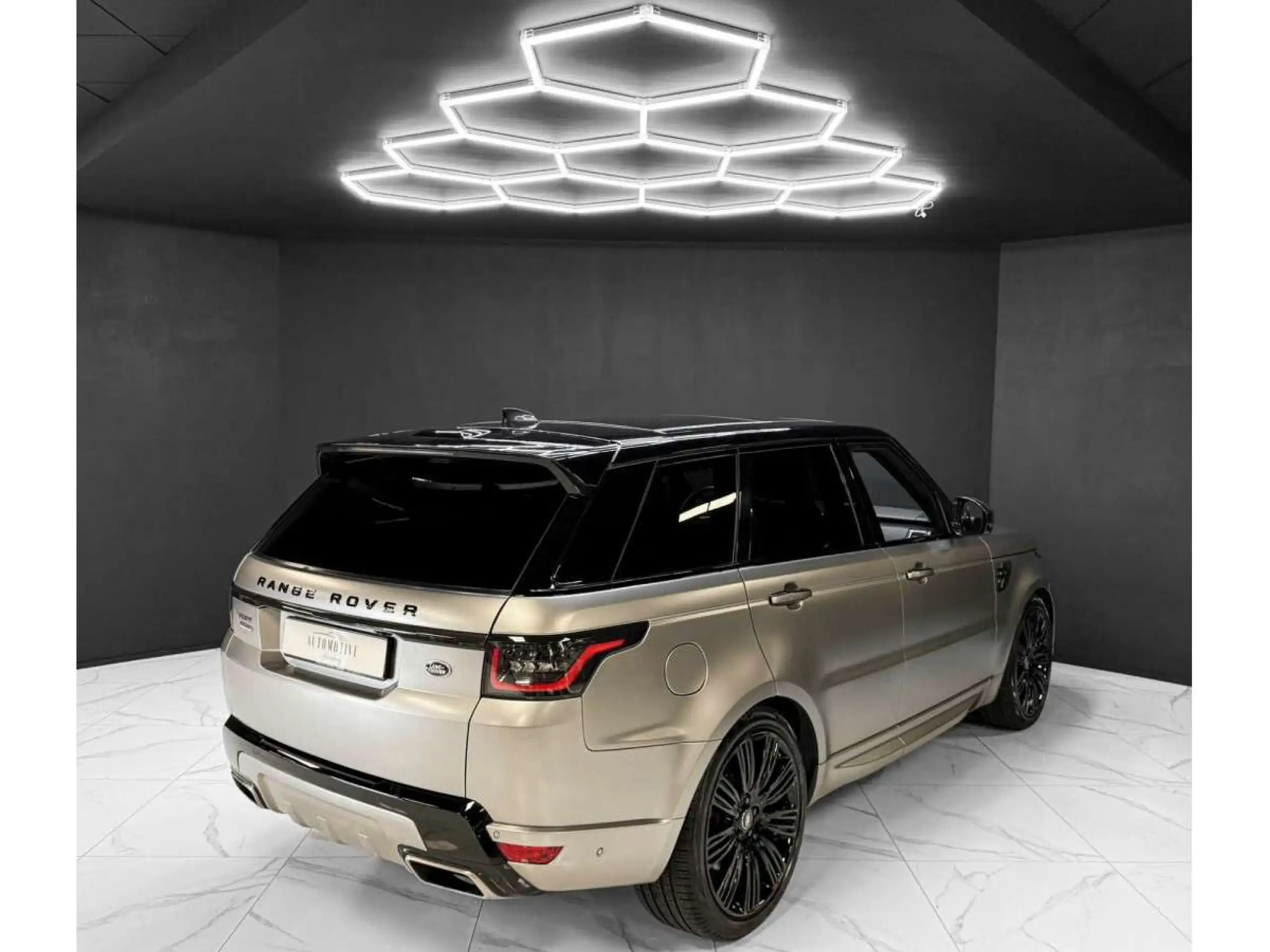 Land Rover - Range Rover Sport