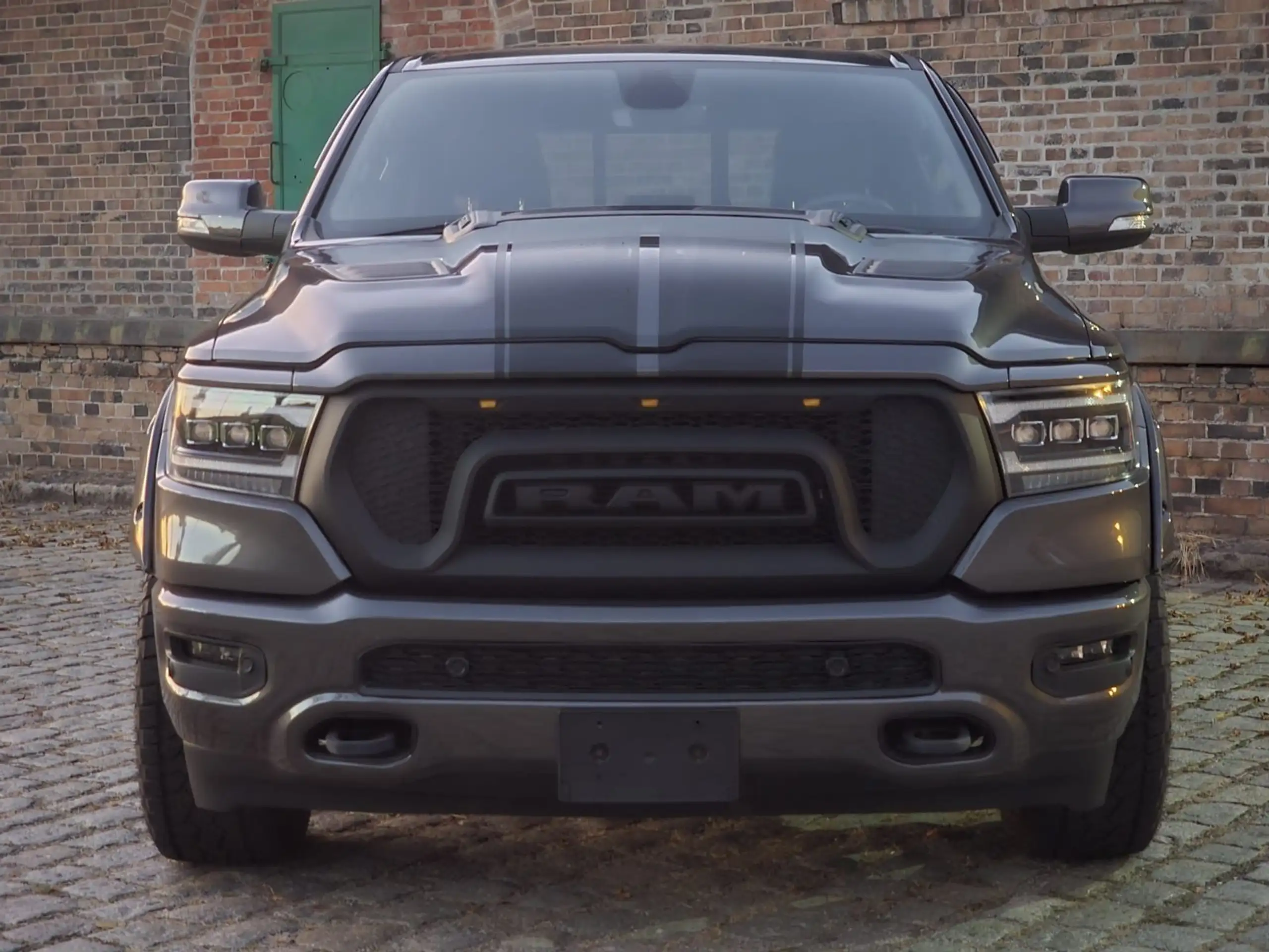 Dodge - RAM