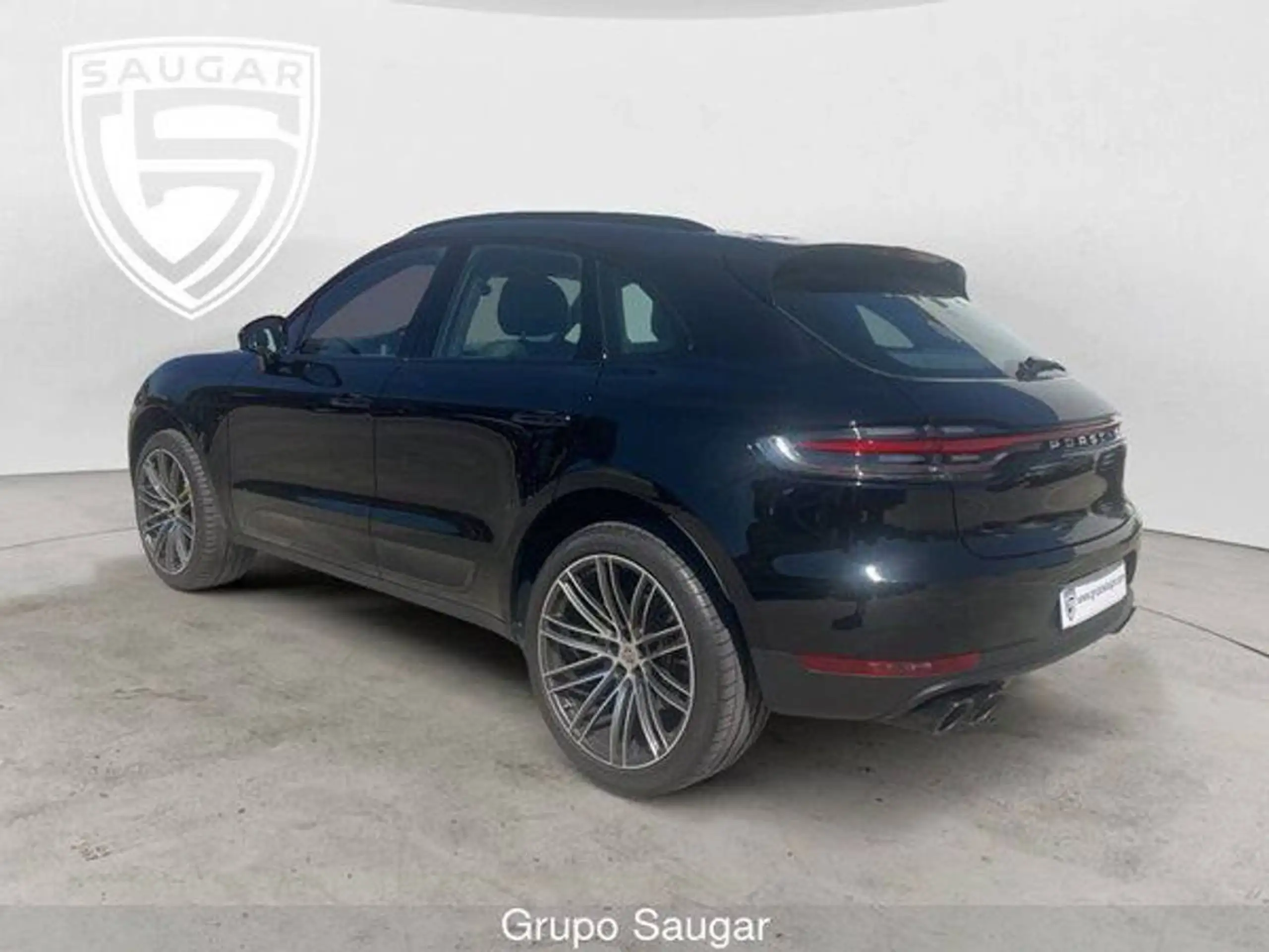 Porsche - Macan