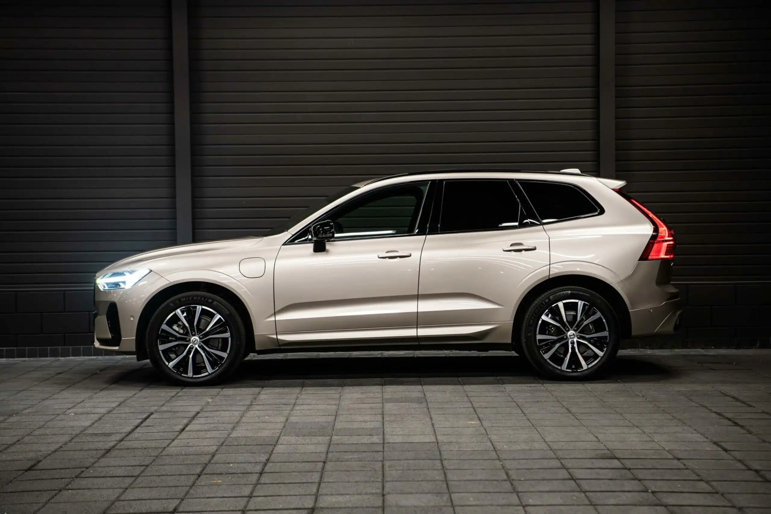 Volvo - XC60