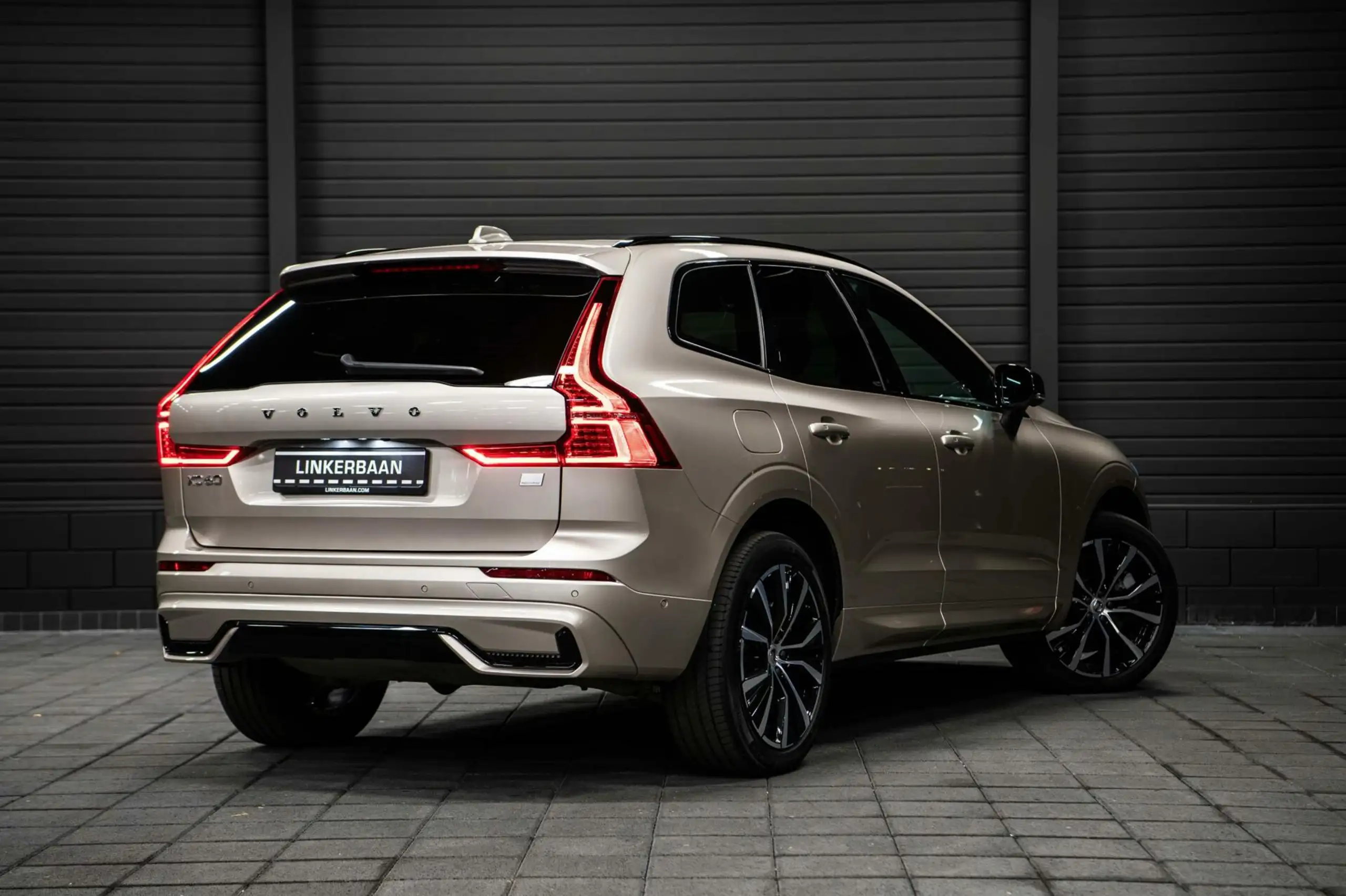 Volvo - XC60