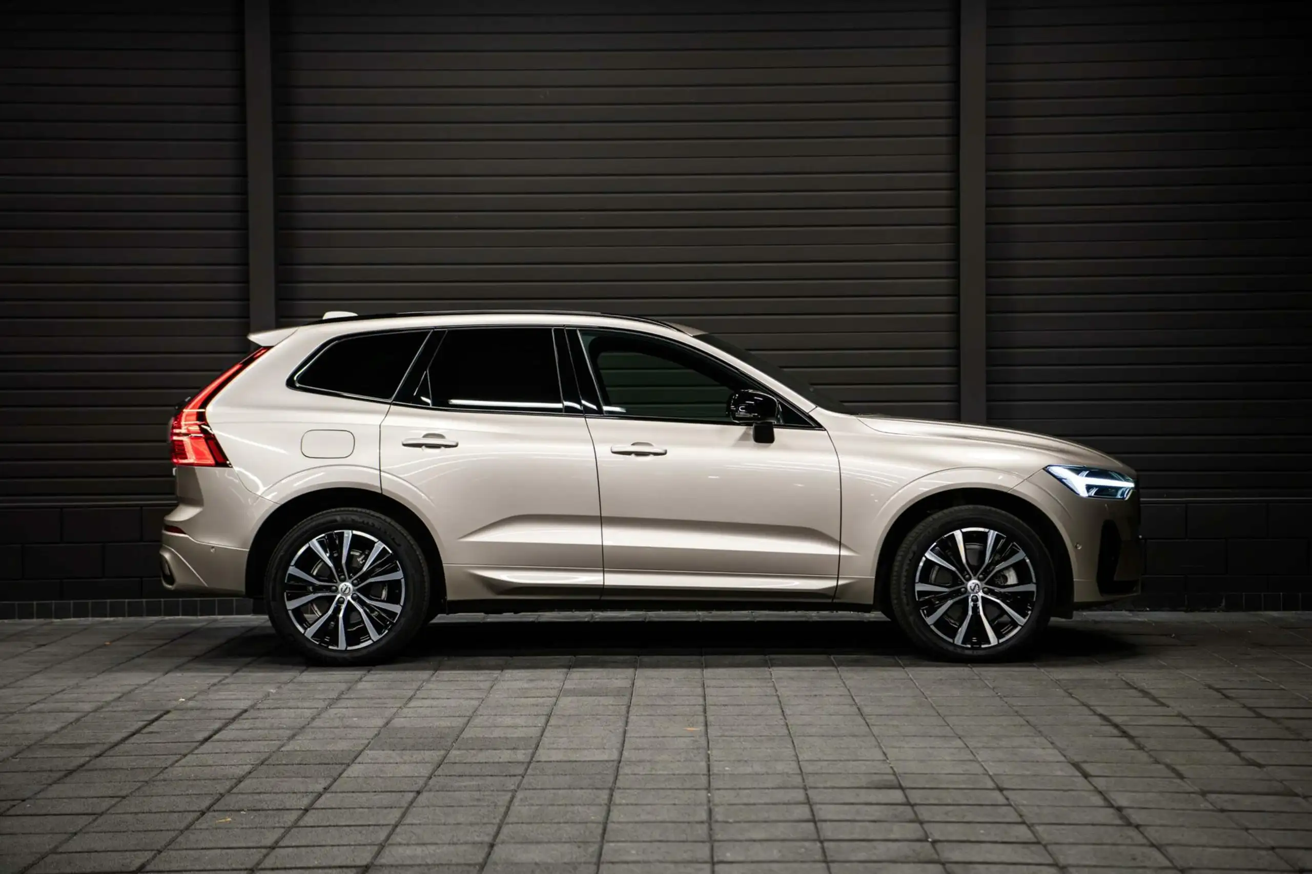 Volvo - XC60