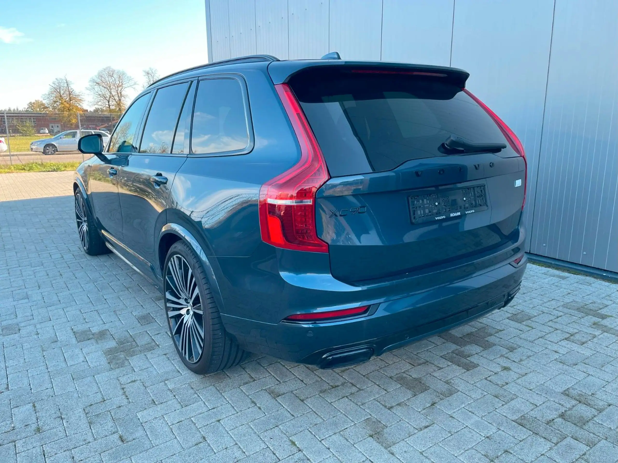 Volvo - XC90