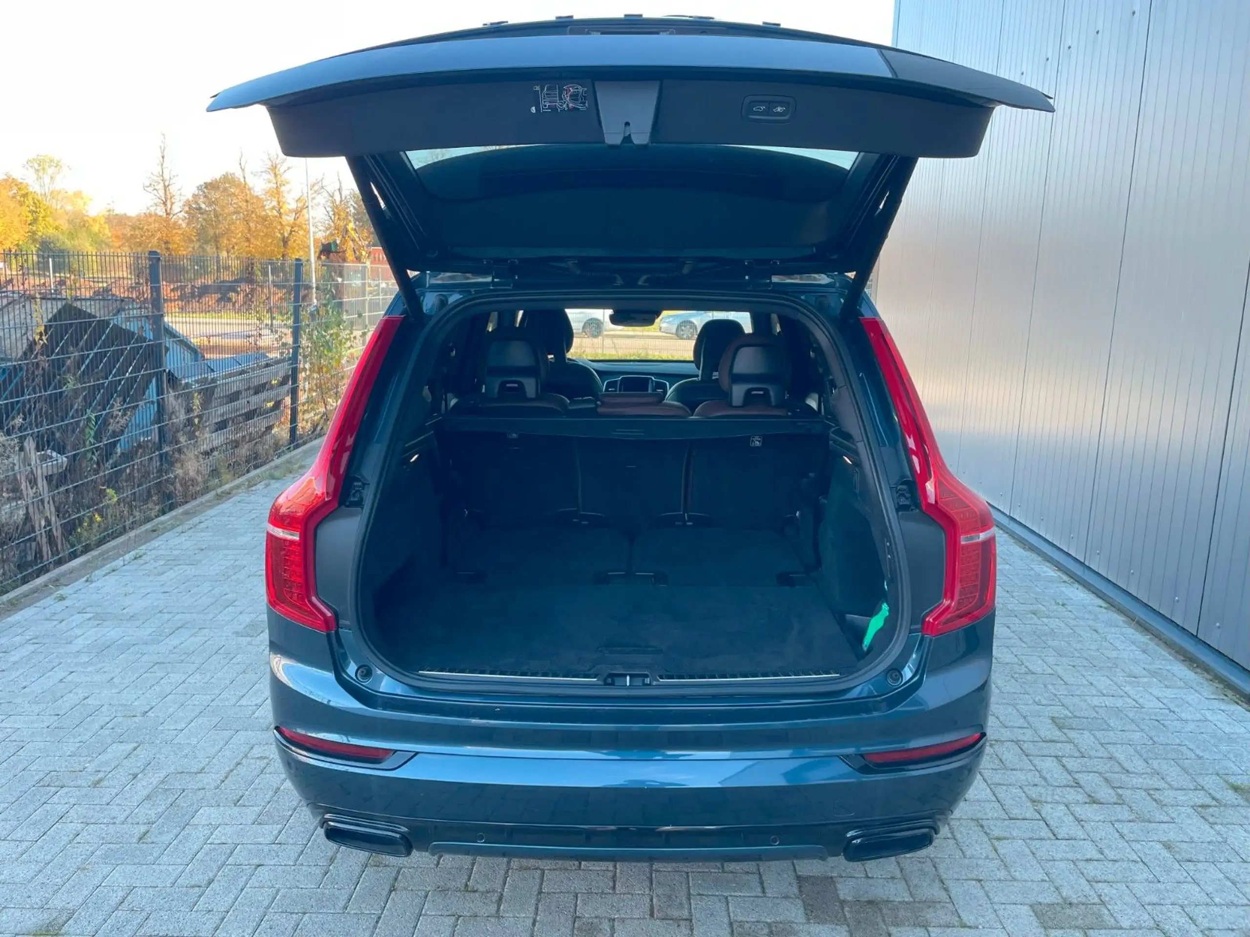 Volvo - XC90