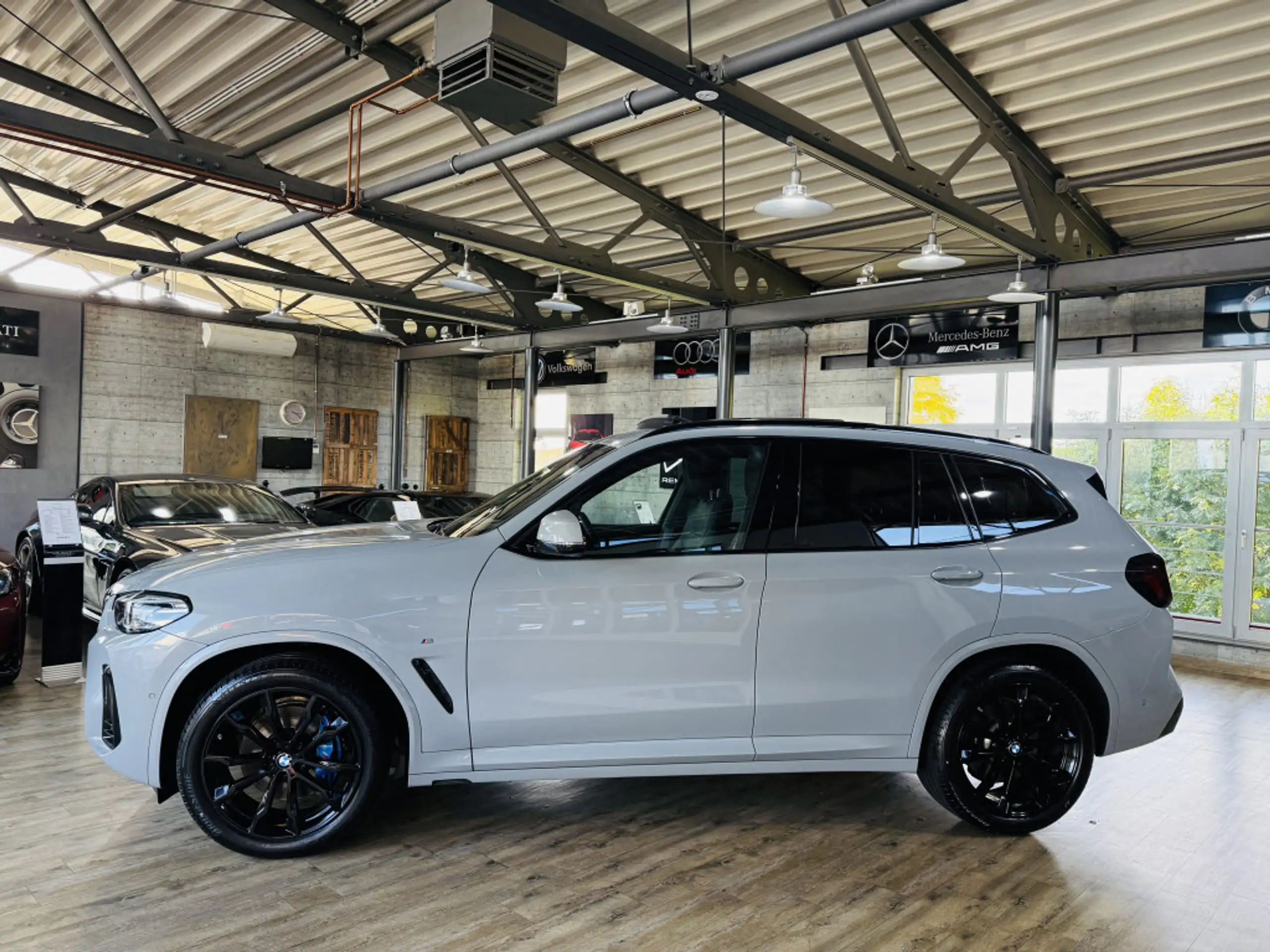 BMW - X3