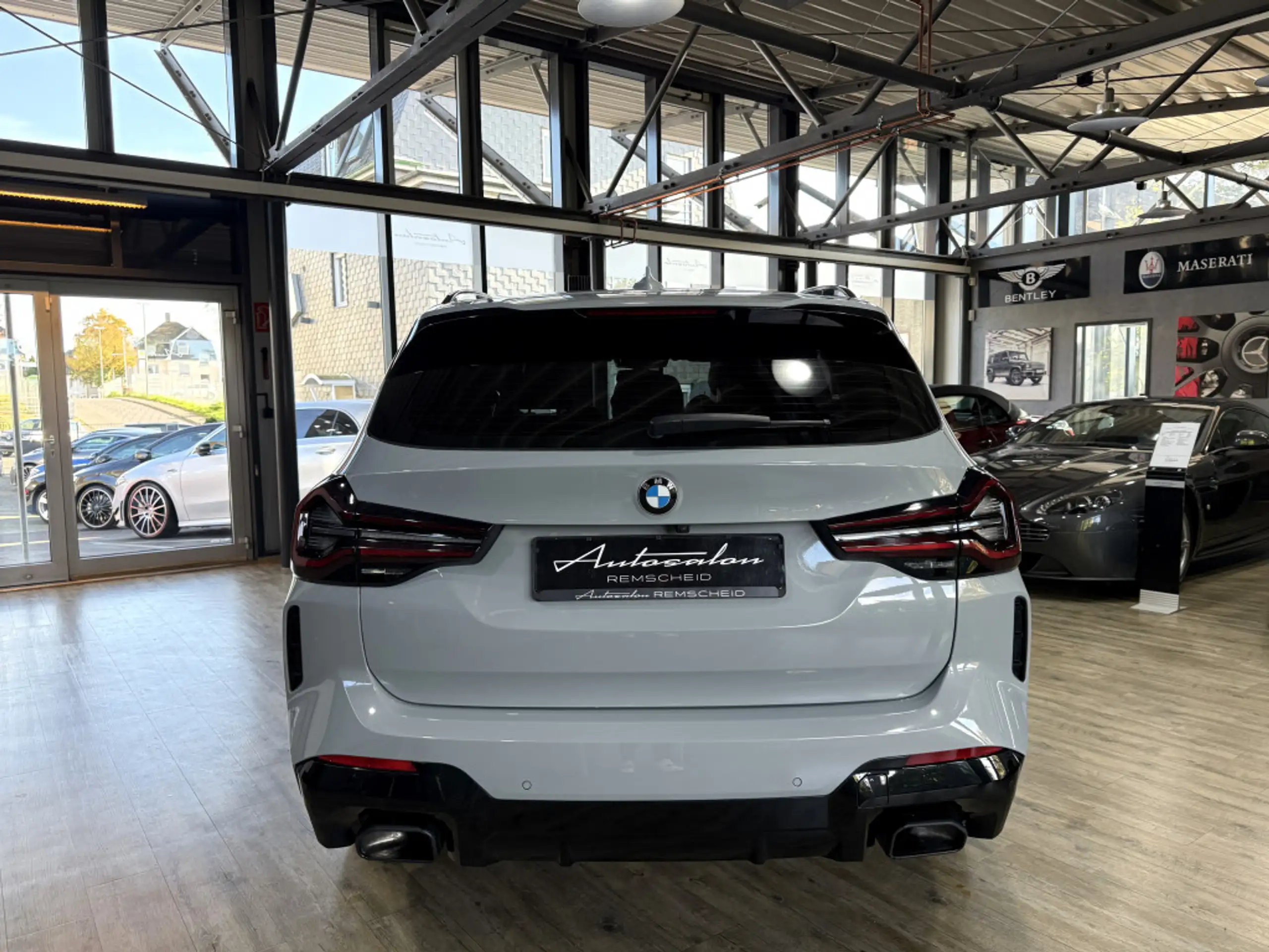 BMW - X3