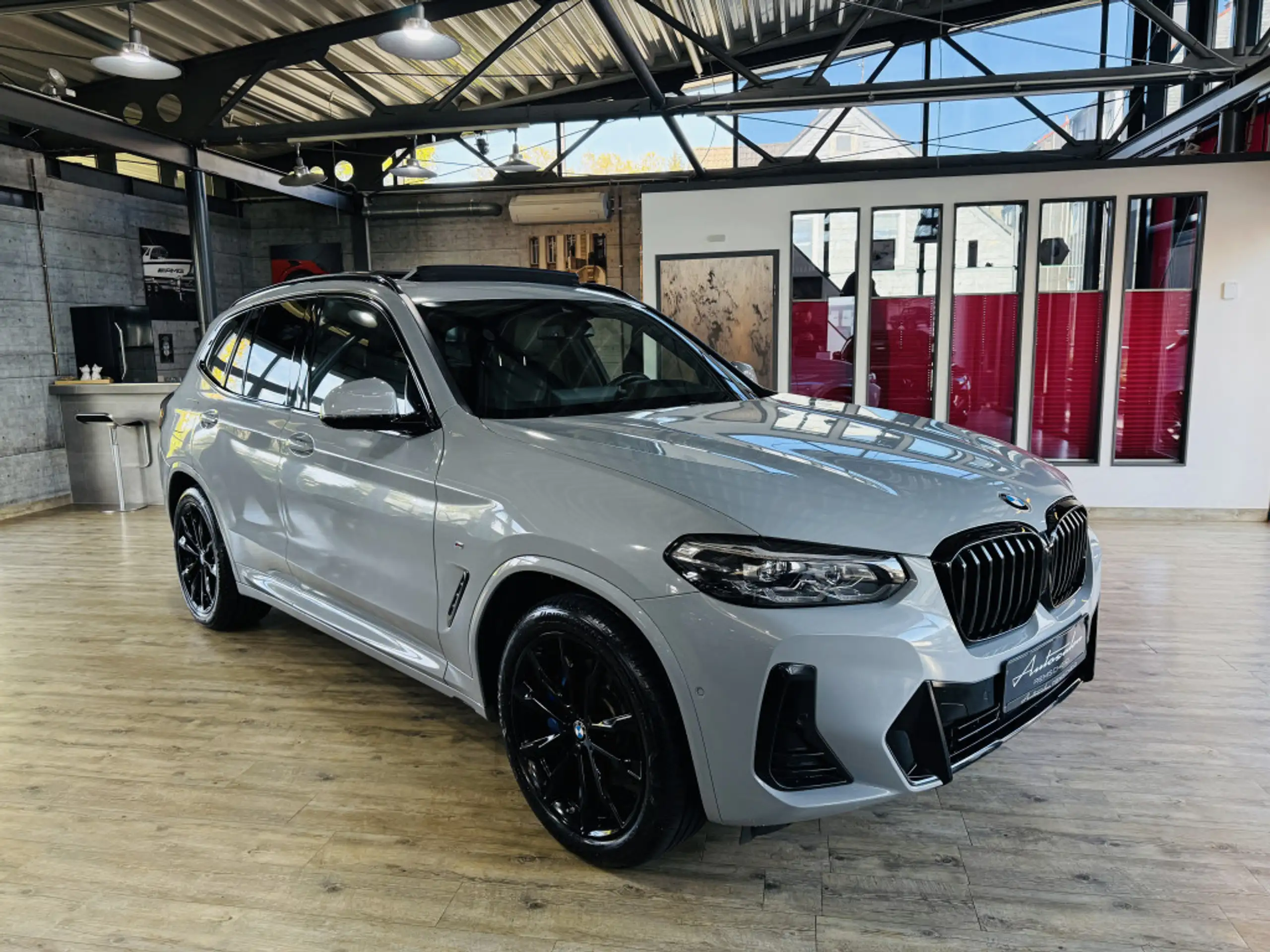 BMW - X3