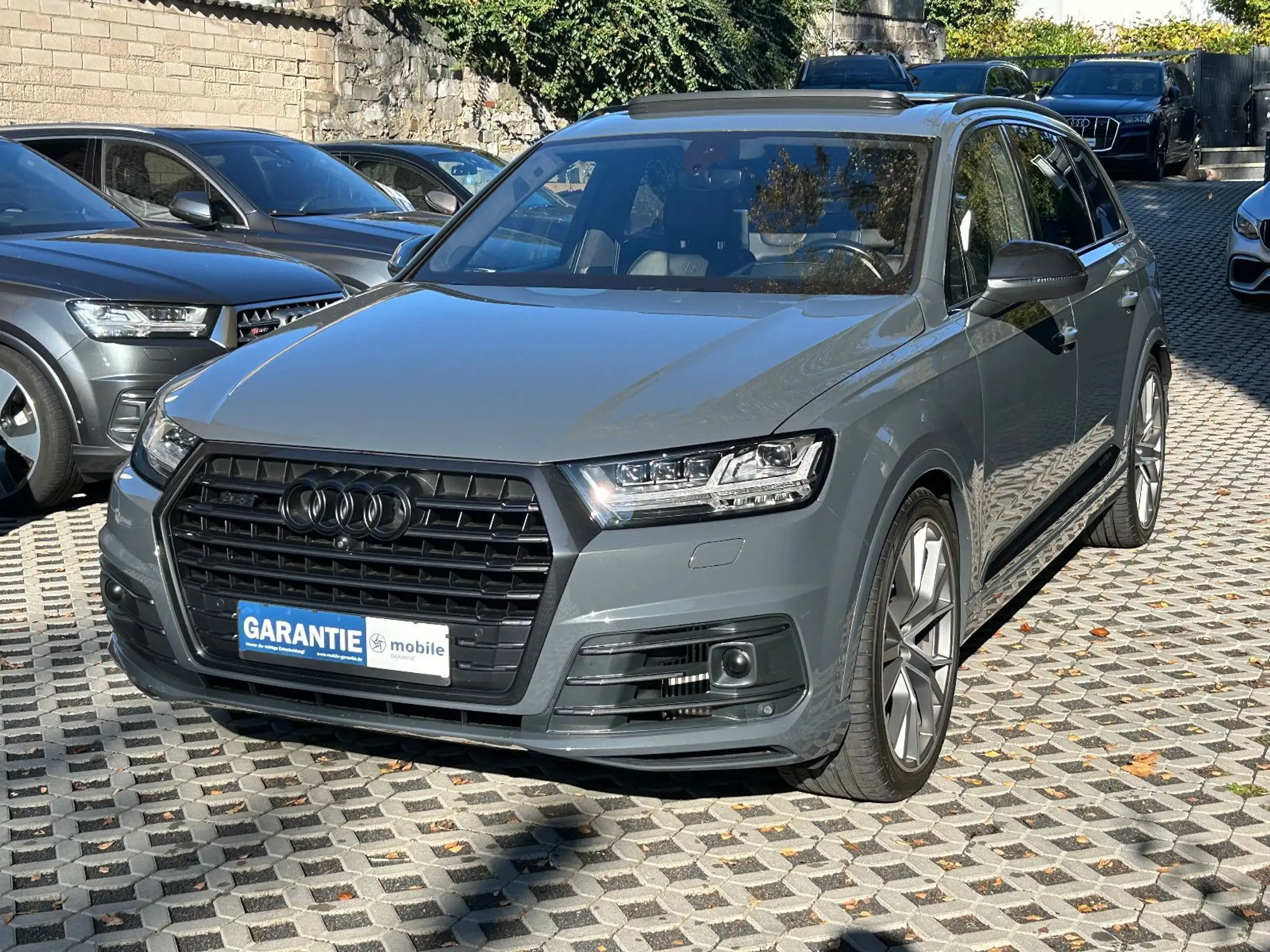 Audi - SQ7