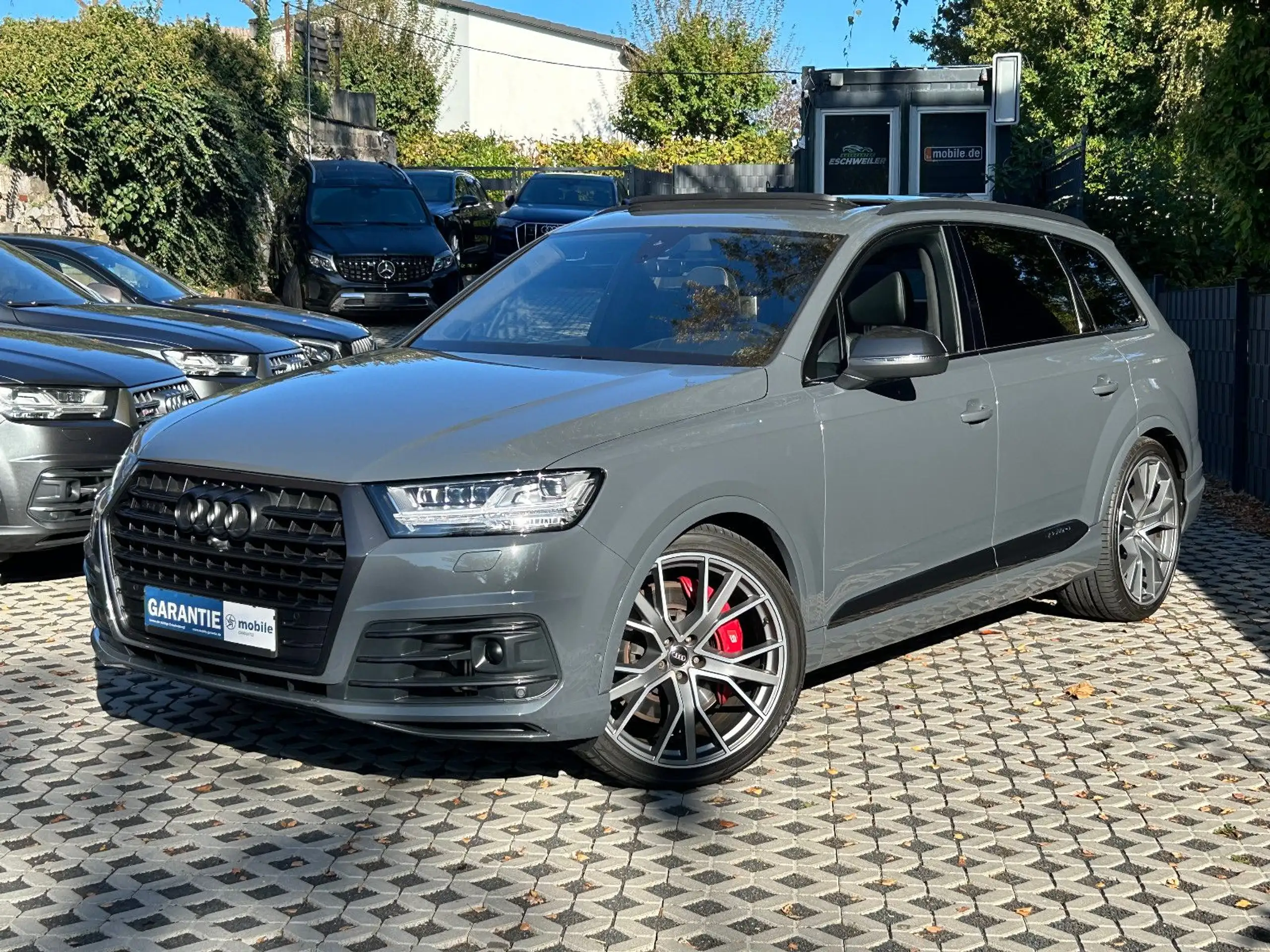 Audi - SQ7