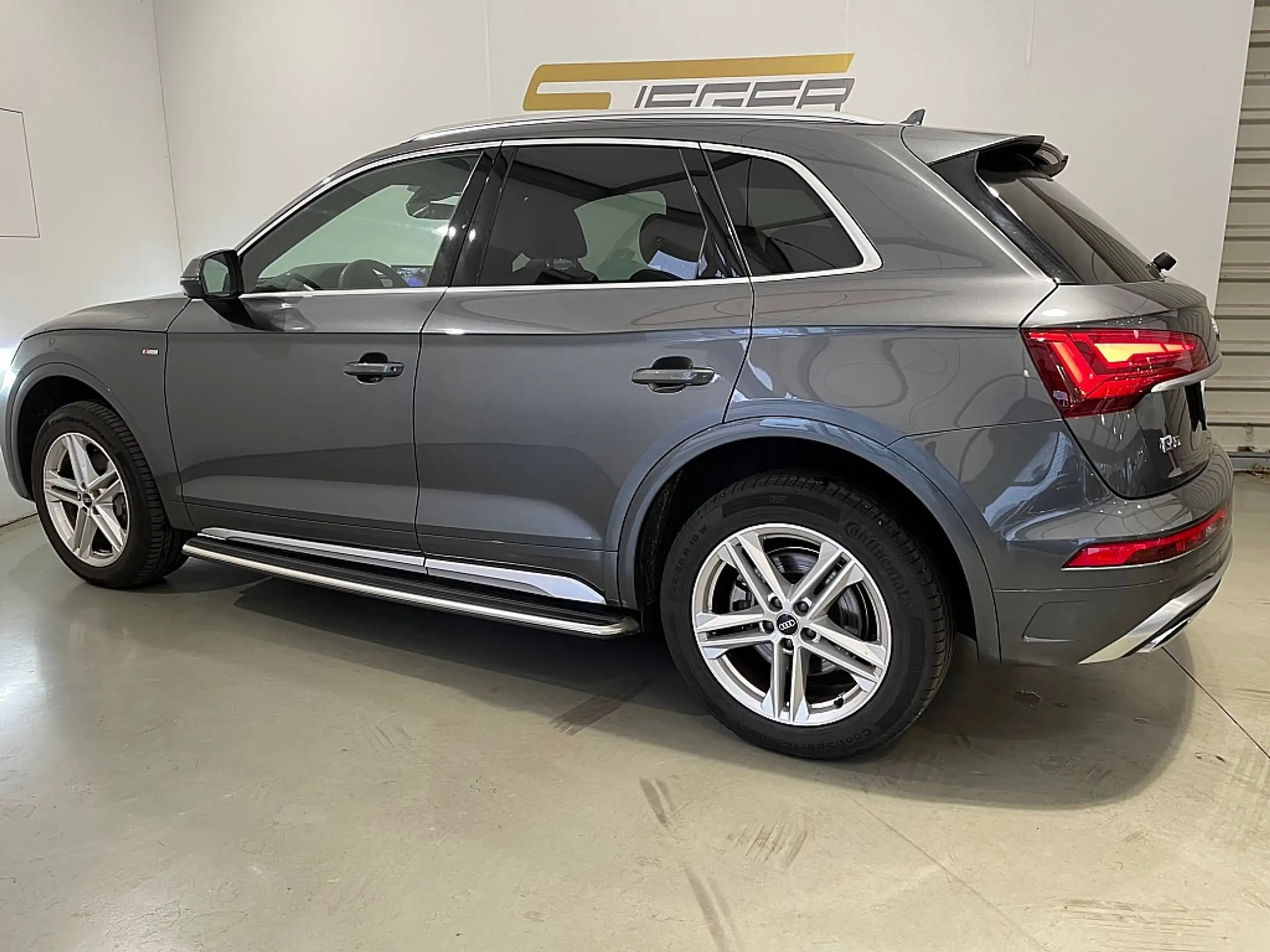 Audi - Q5