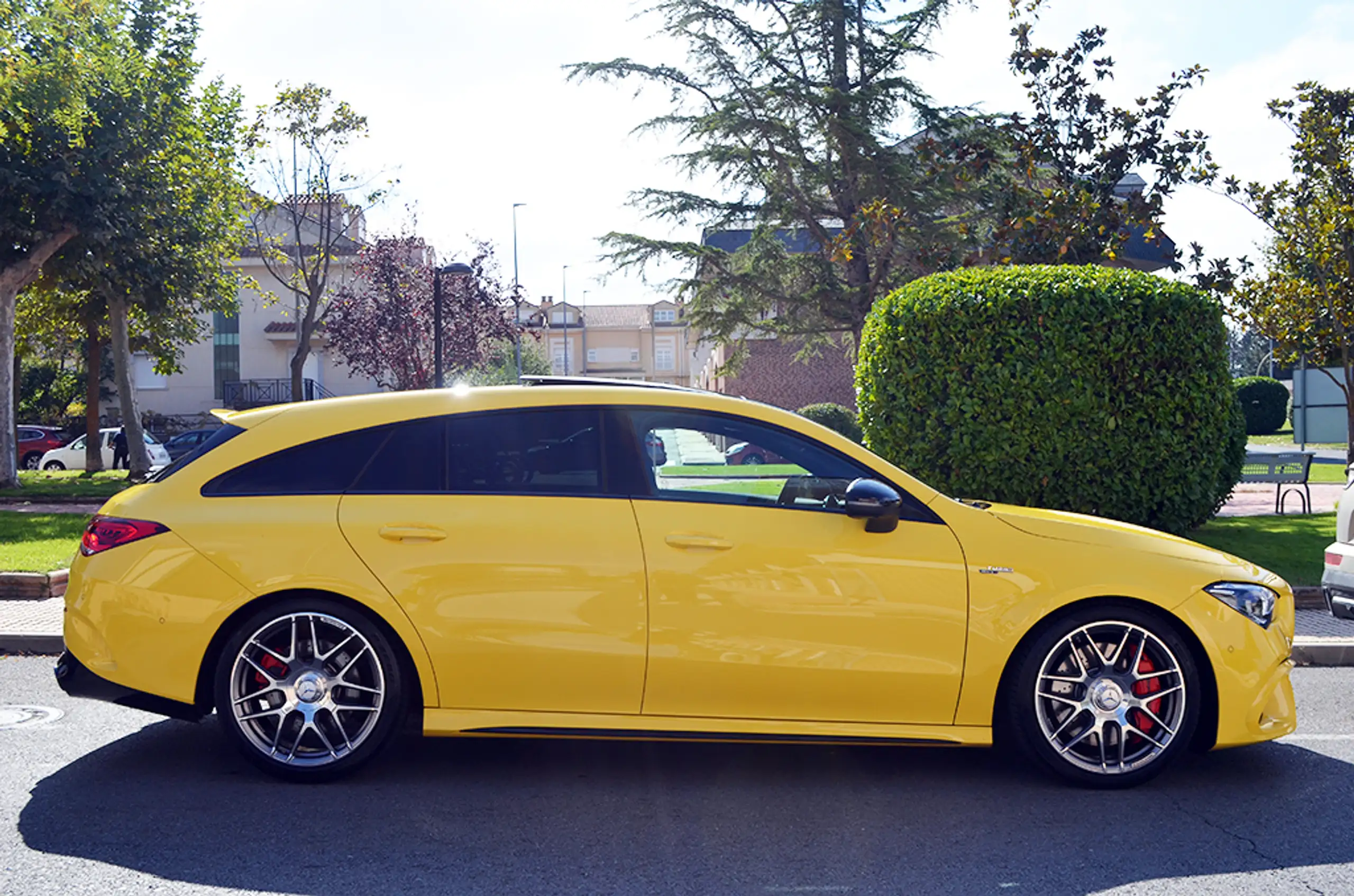 Mercedes-Benz - CLA 45 AMG