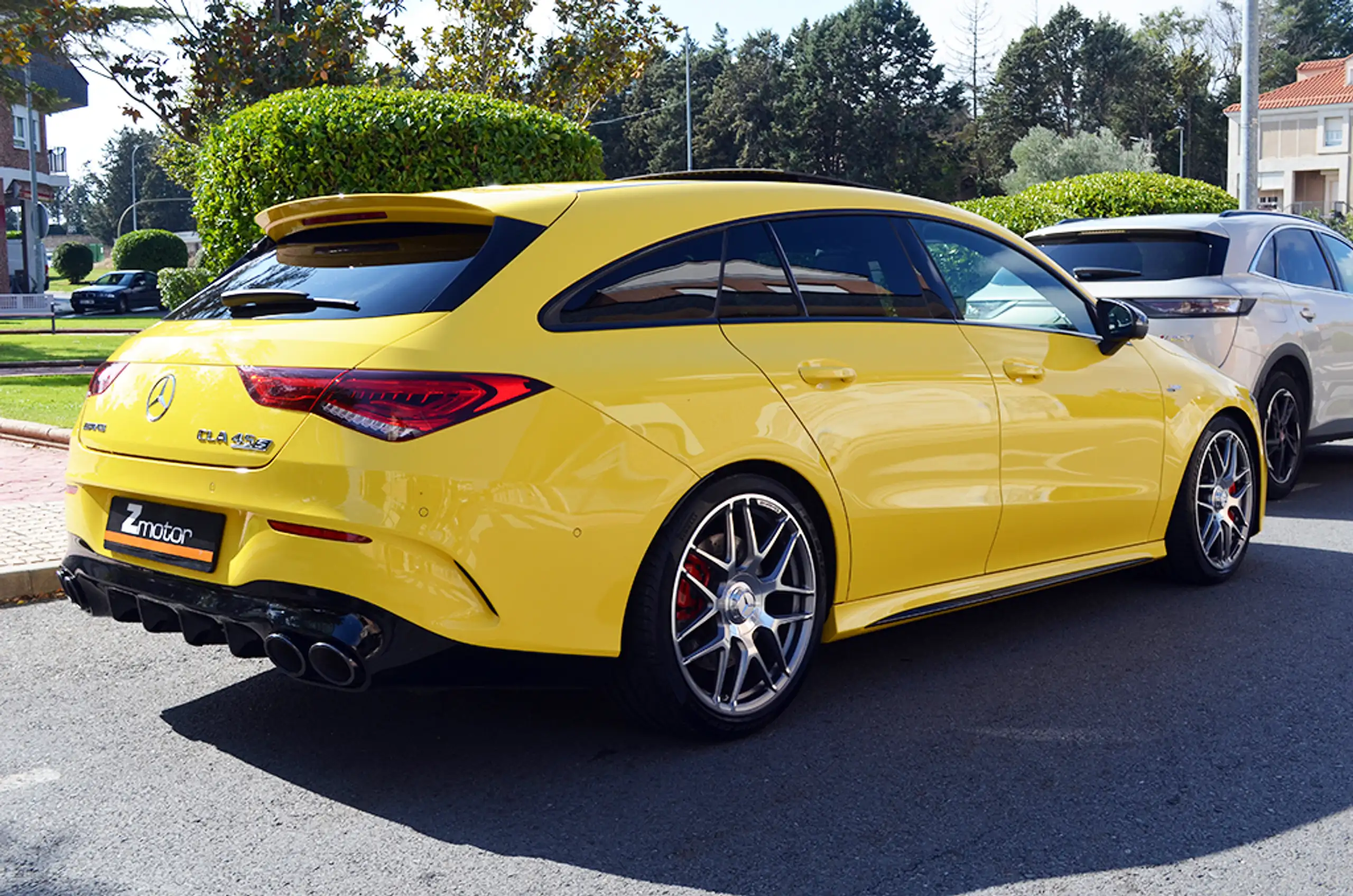 Mercedes-Benz - CLA 45 AMG