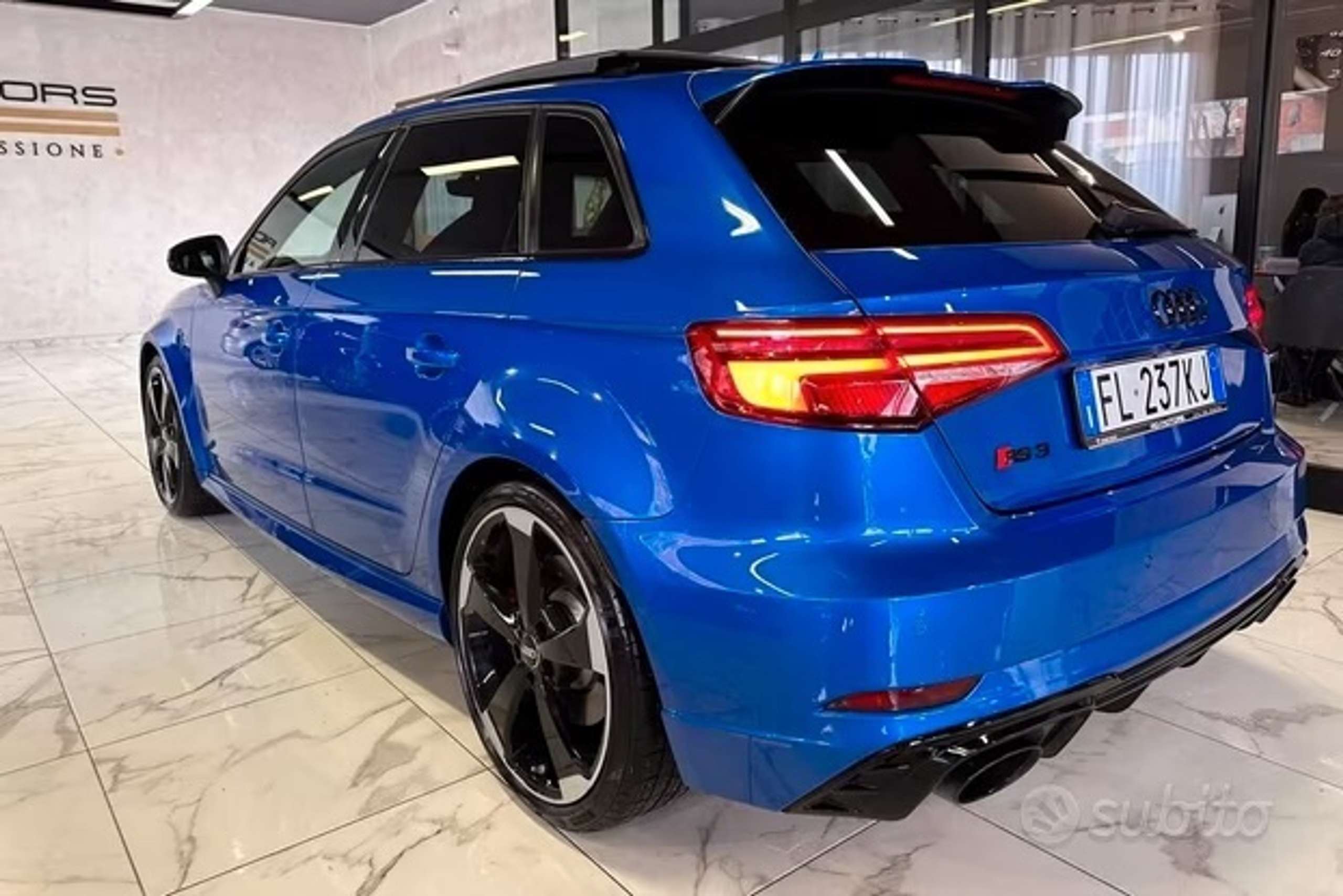 Audi - RS3