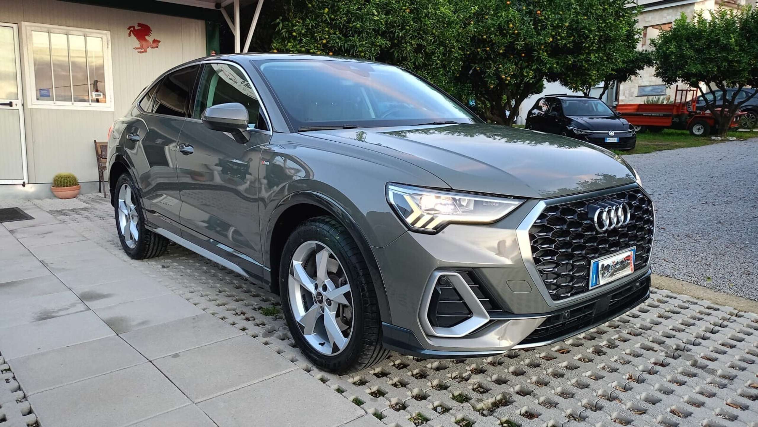 Audi - Q3