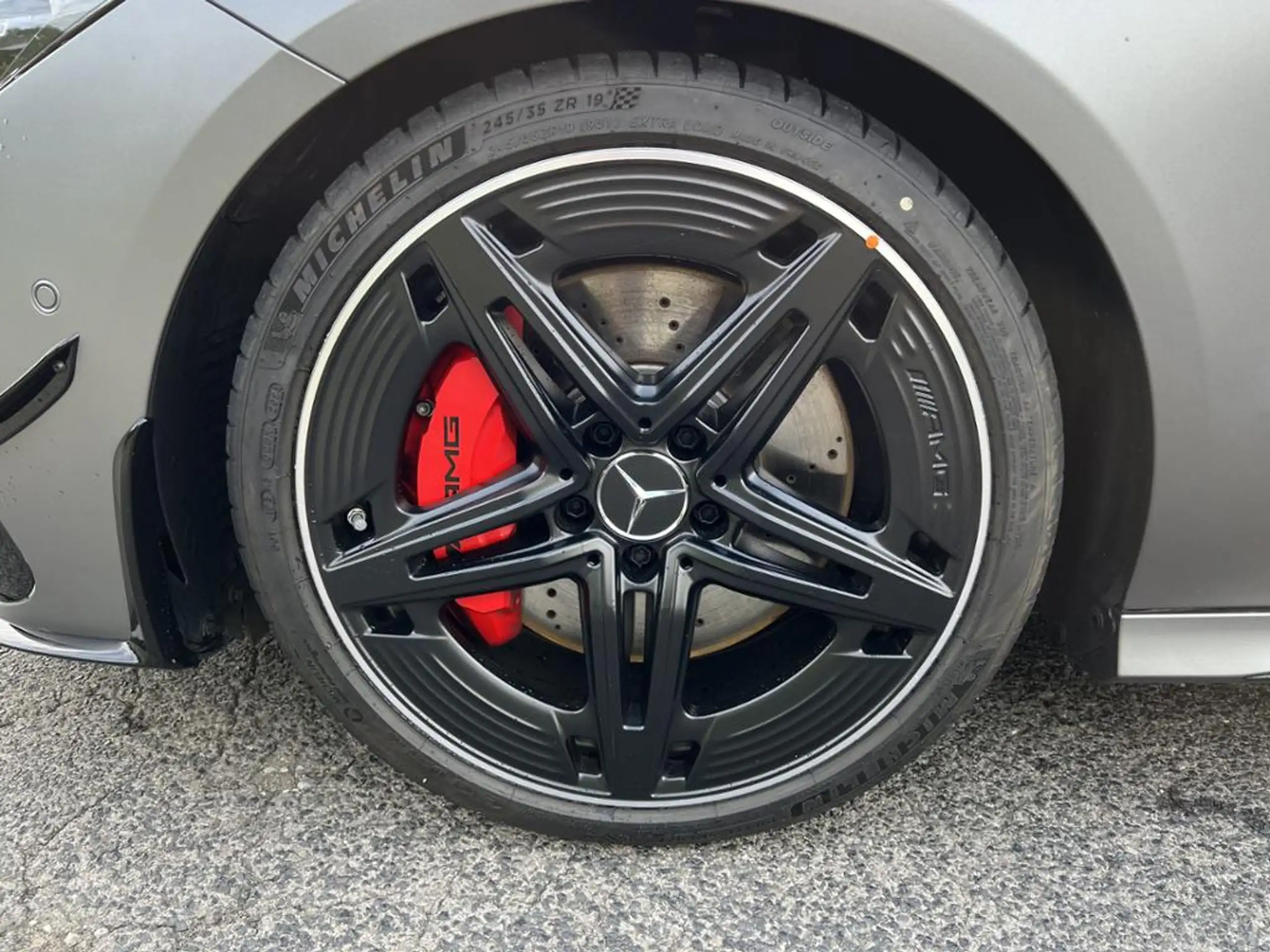 Mercedes-Benz - CLA 35 AMG