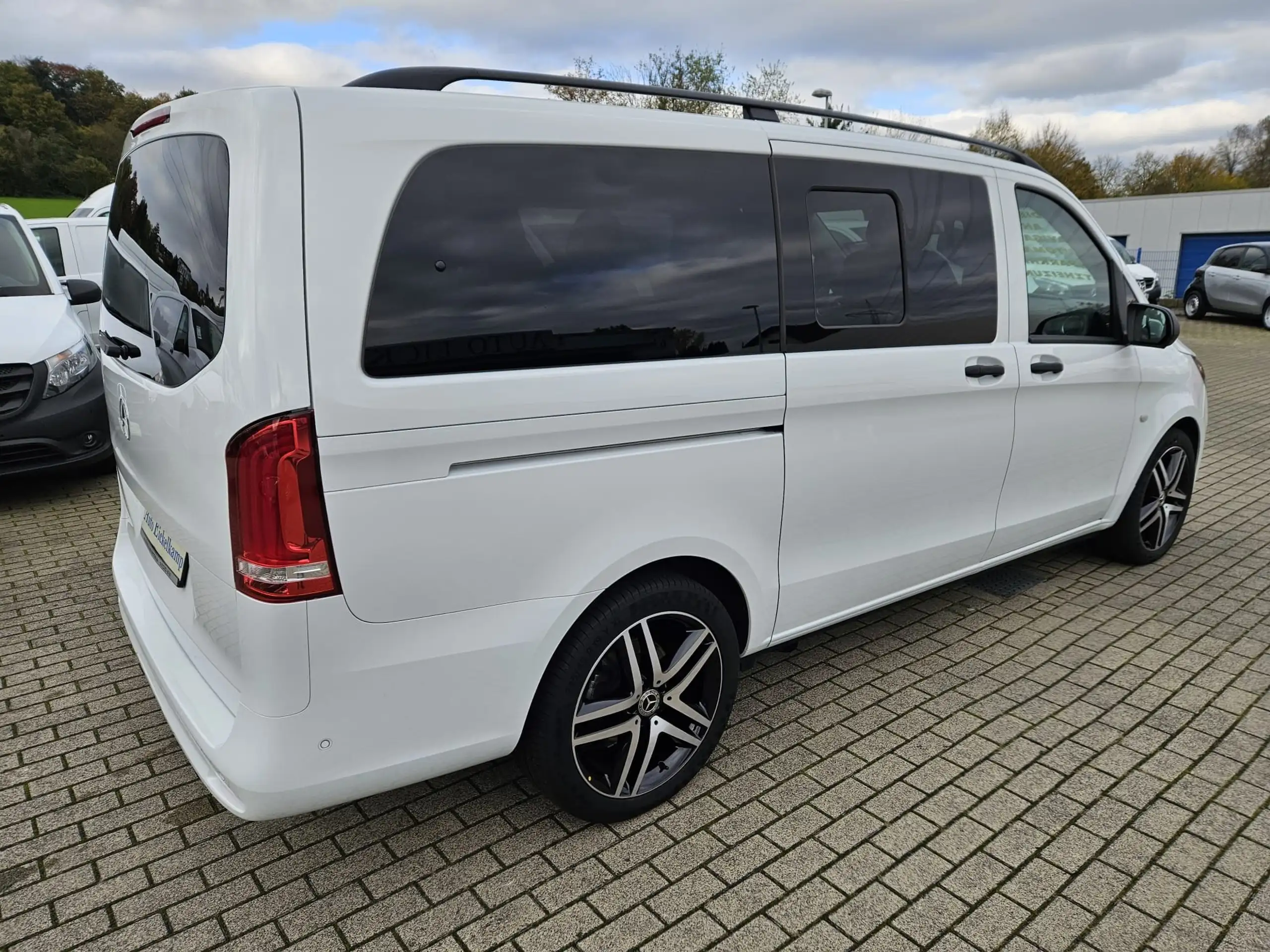 Mercedes-Benz - Vito