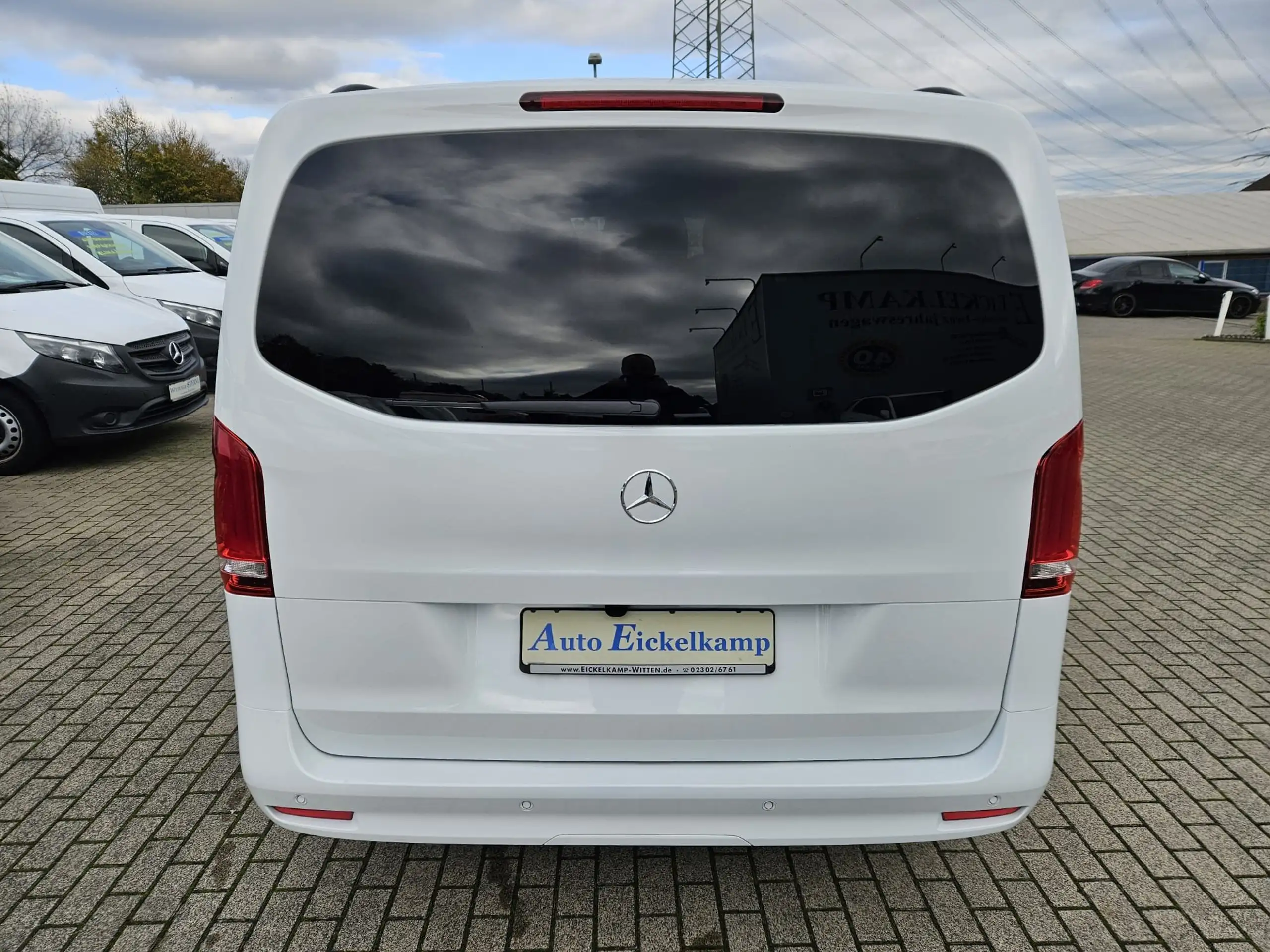 Mercedes-Benz - Vito