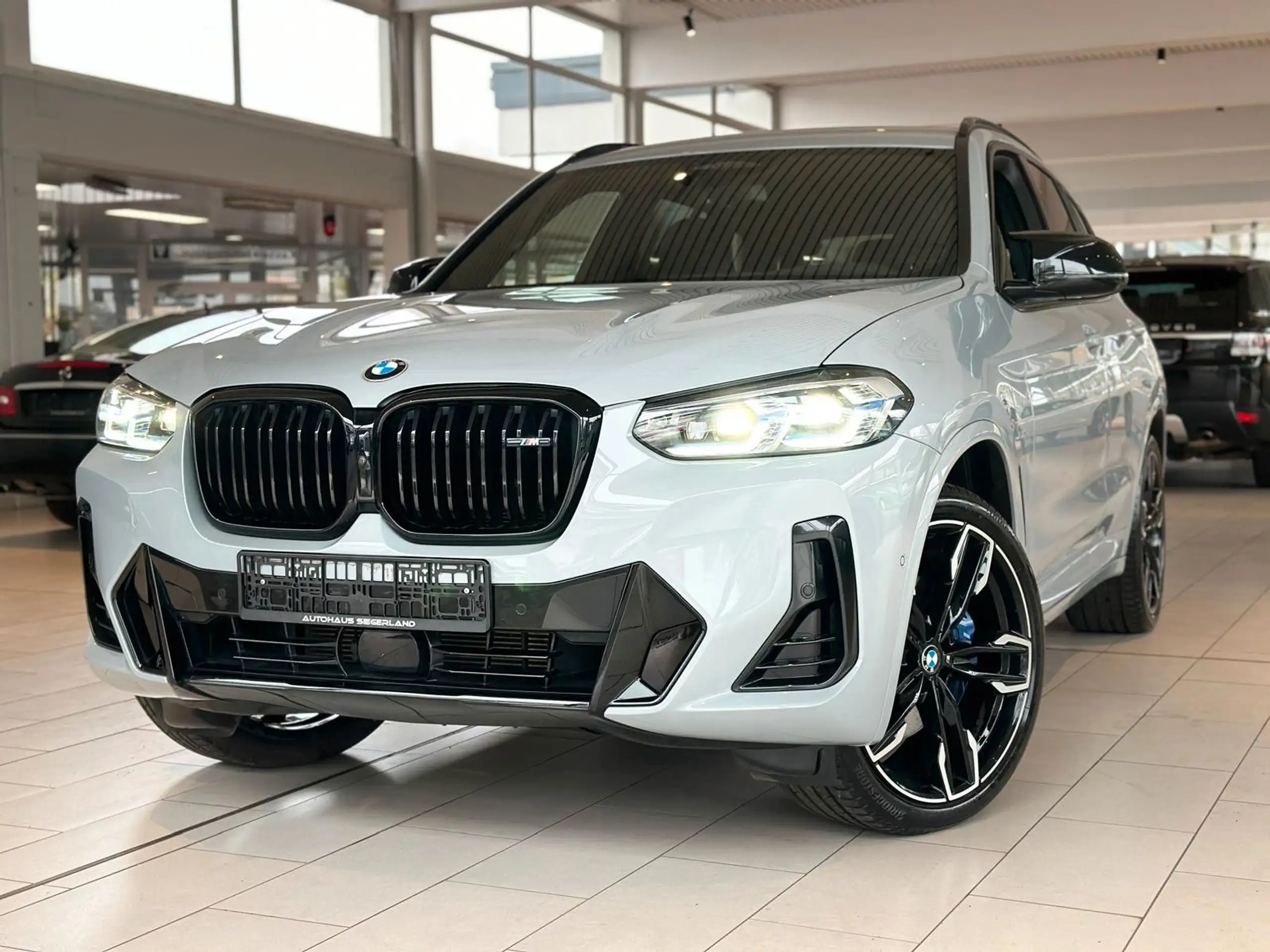 BMW - X3