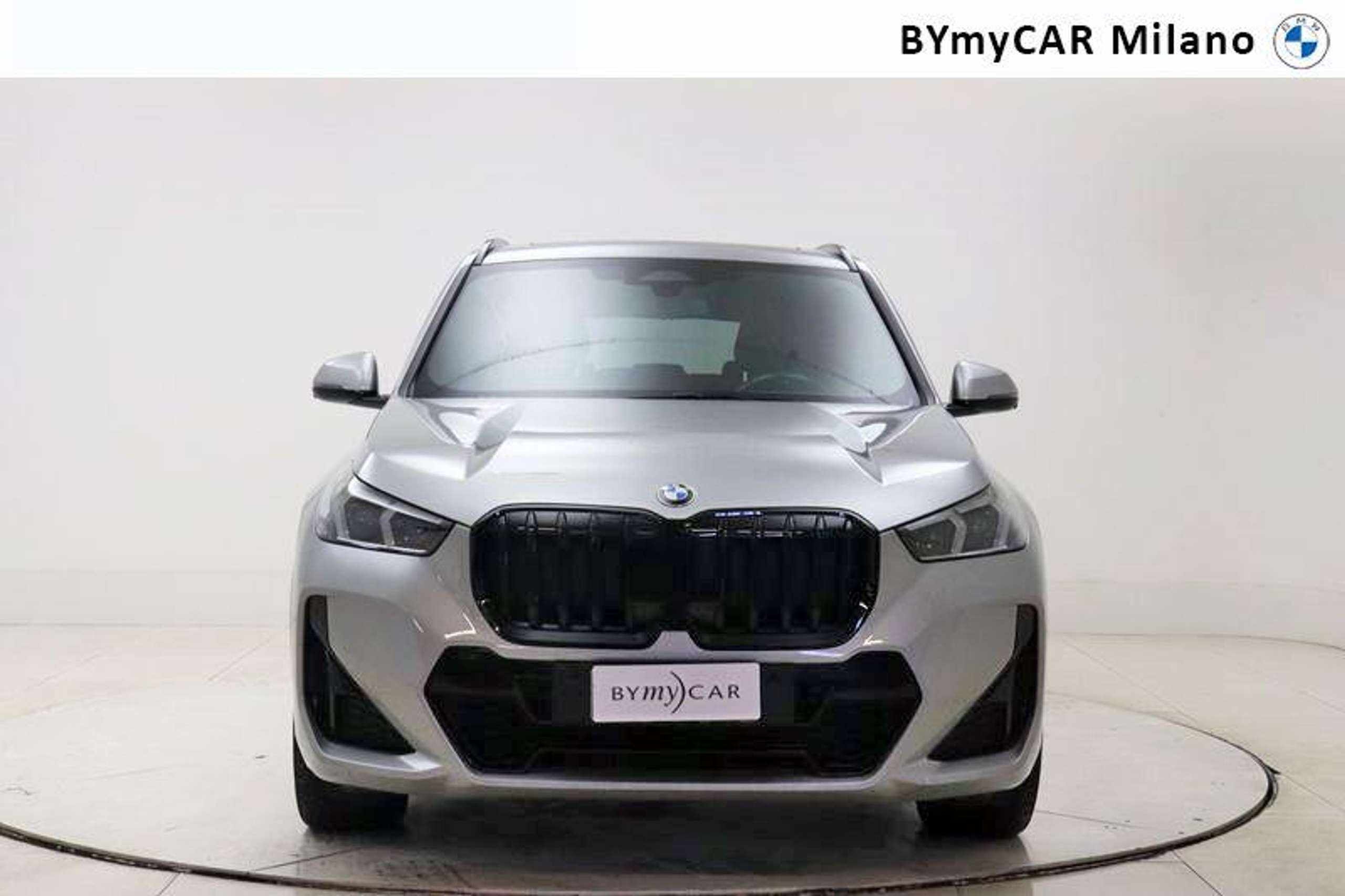 BMW - X1