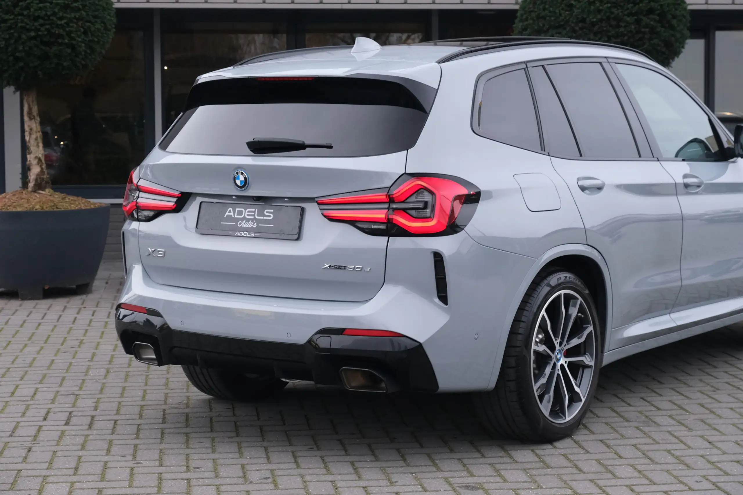 BMW - X3