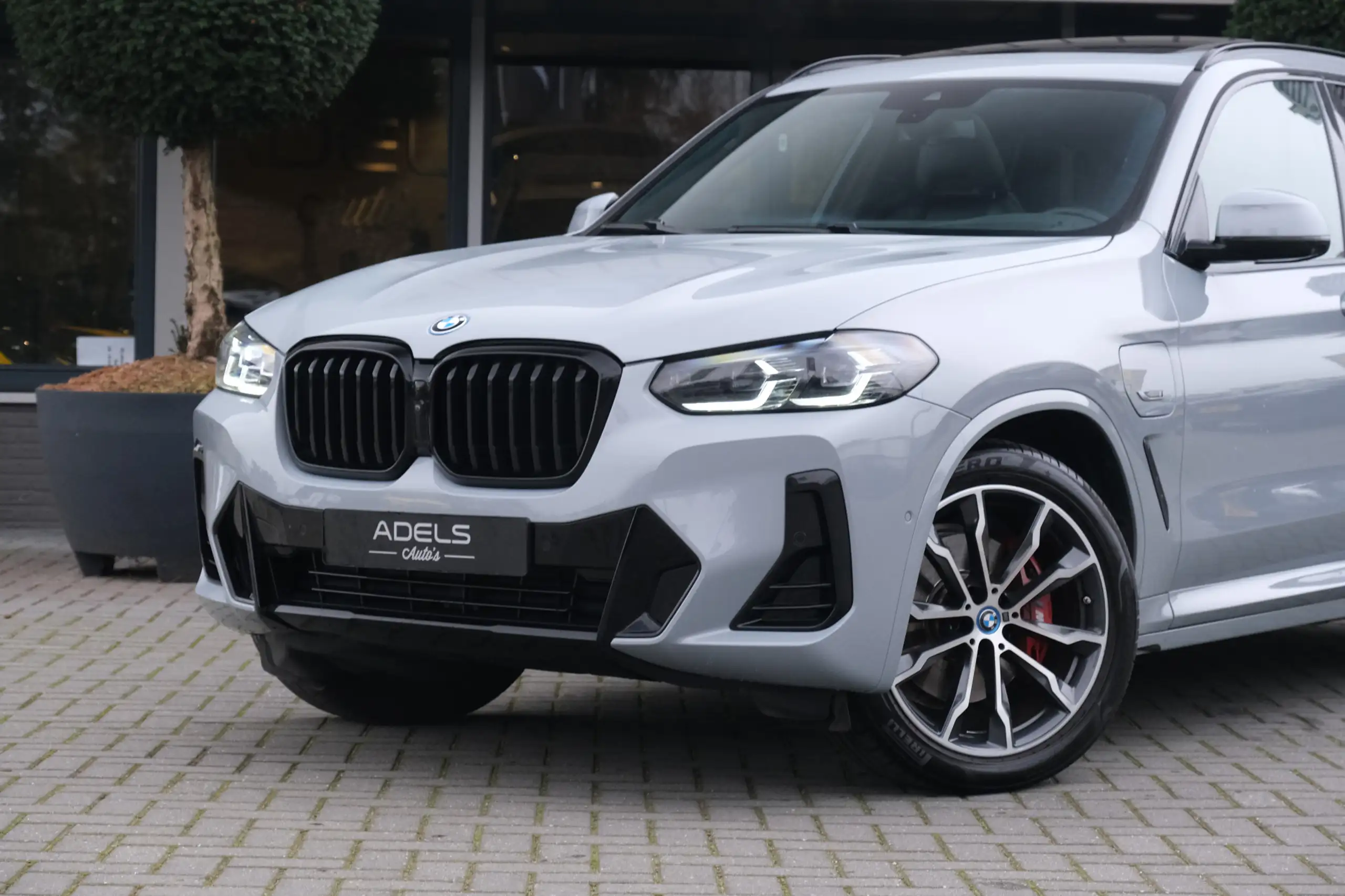 BMW - X3