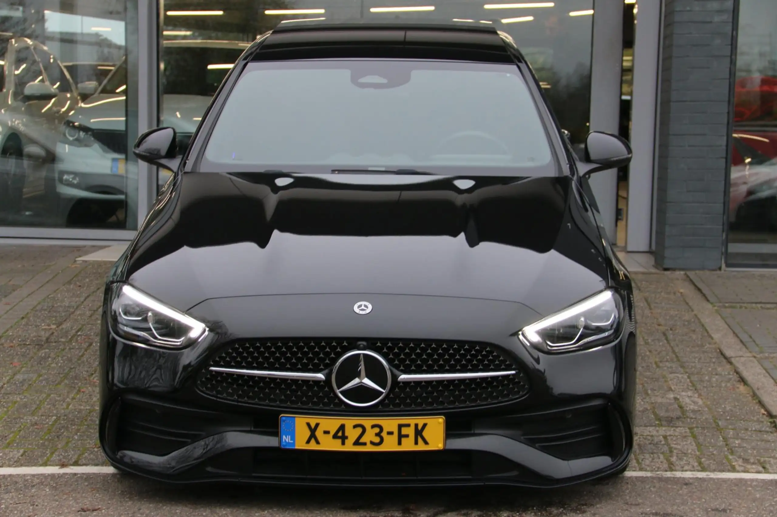 Mercedes-Benz - C 300