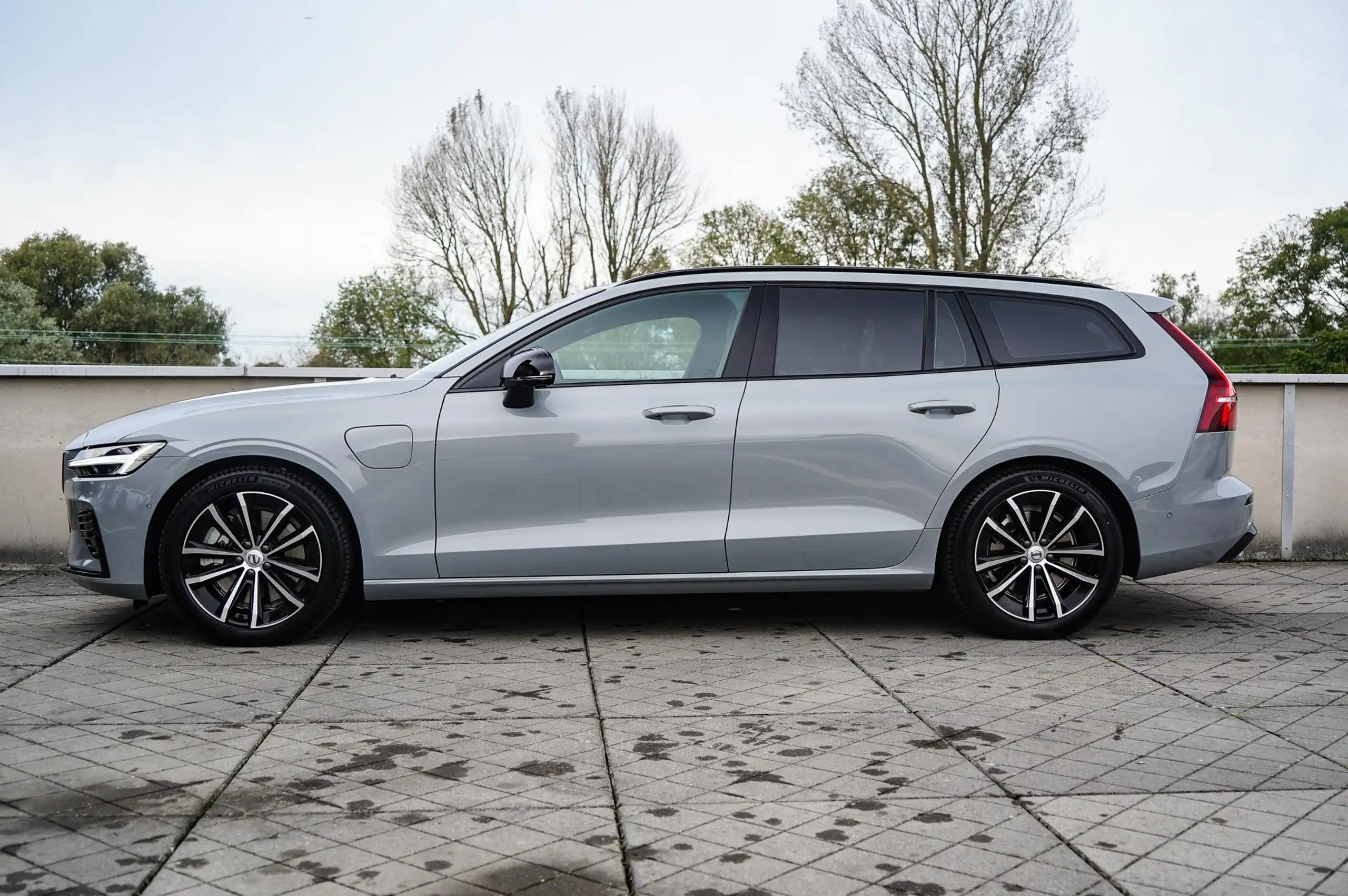 Volvo - V60