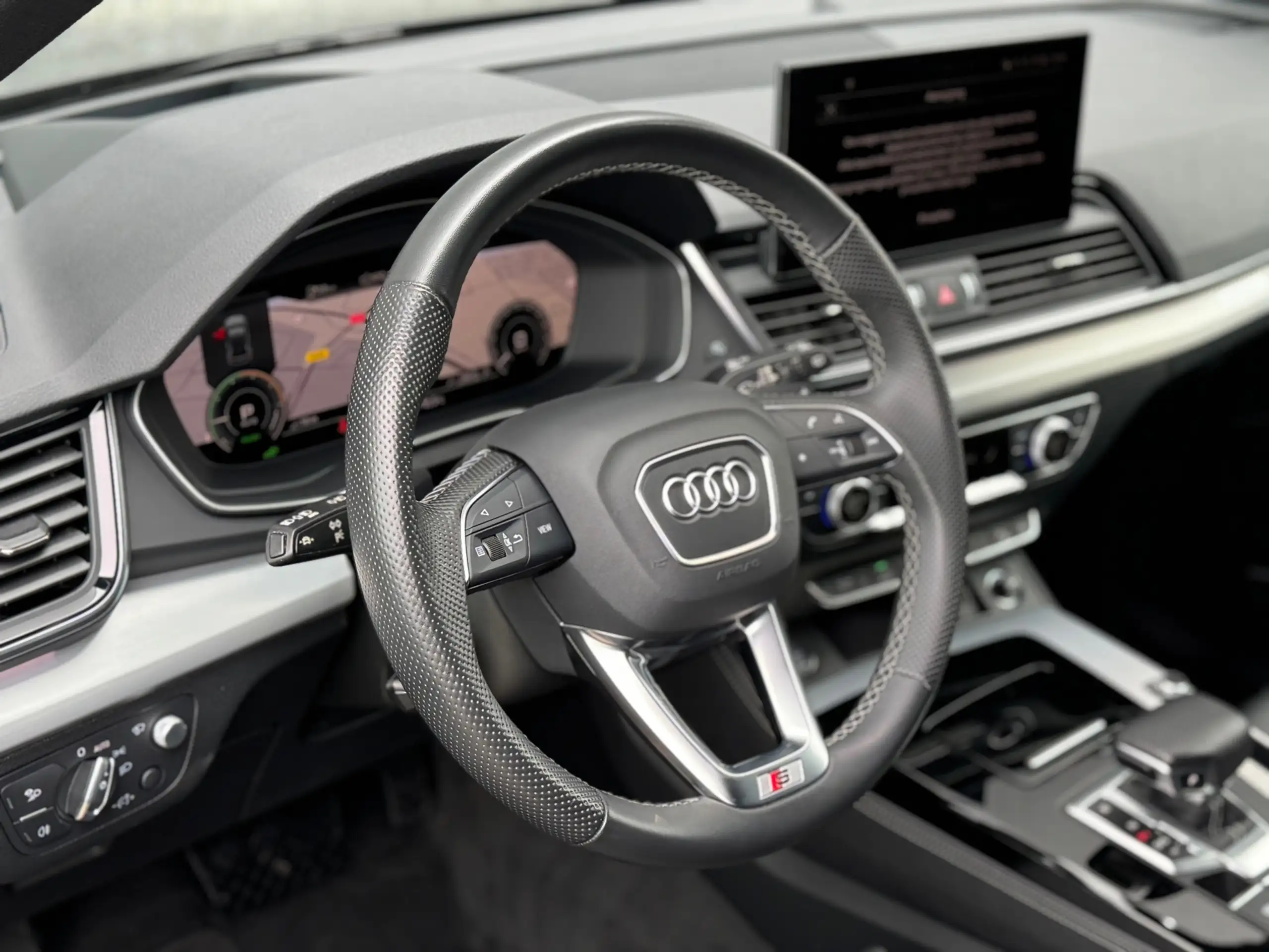 Audi - Q5