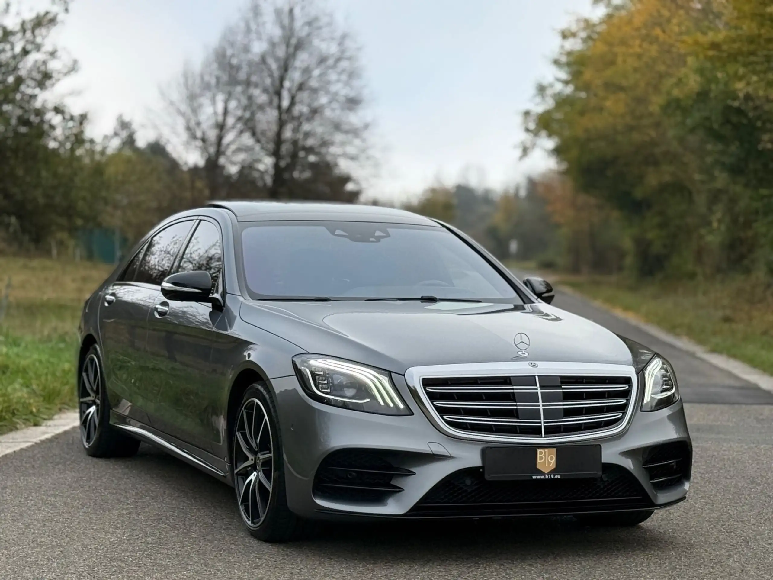 Mercedes-Benz - S 400