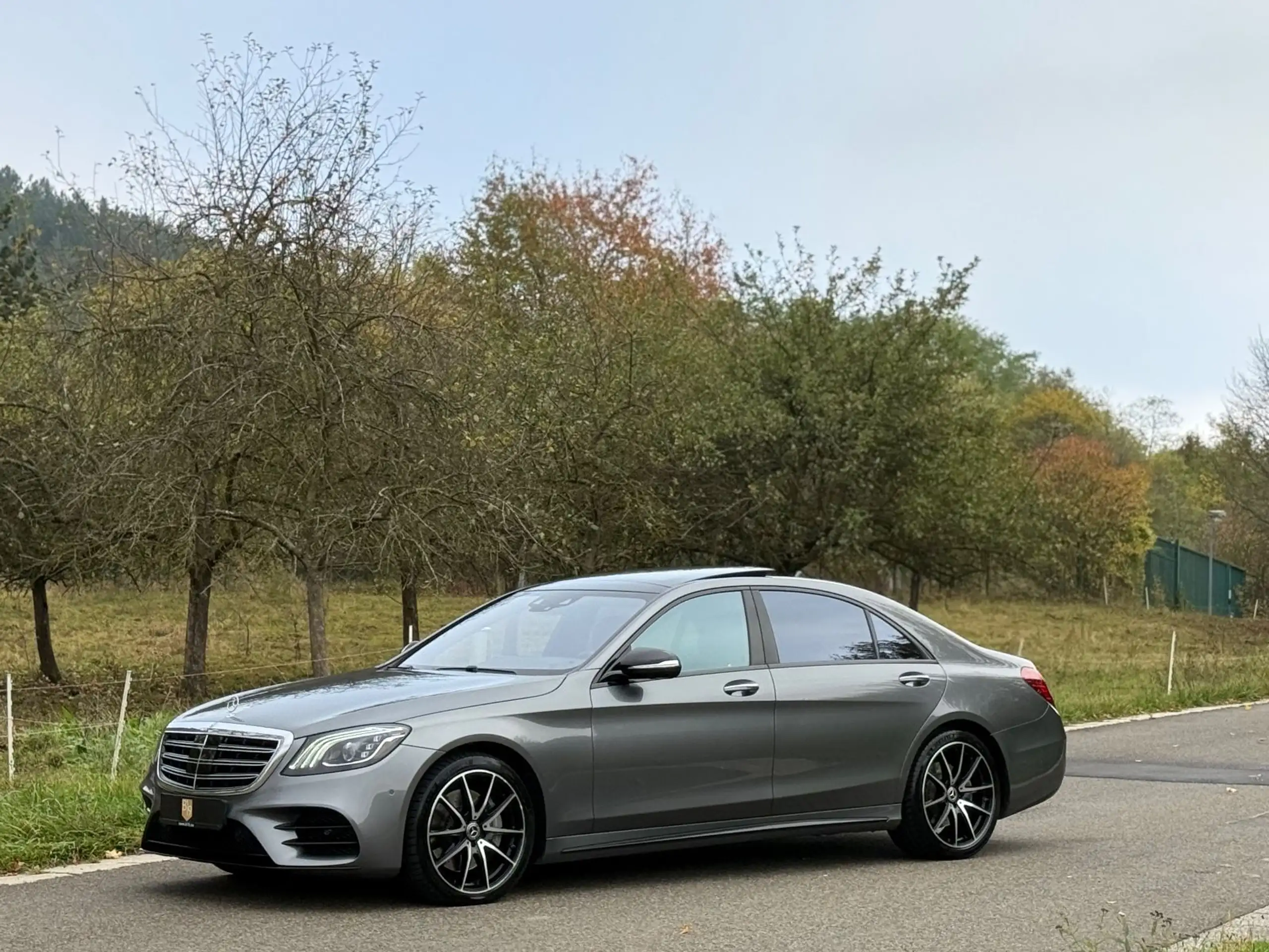 Mercedes-Benz - S 400