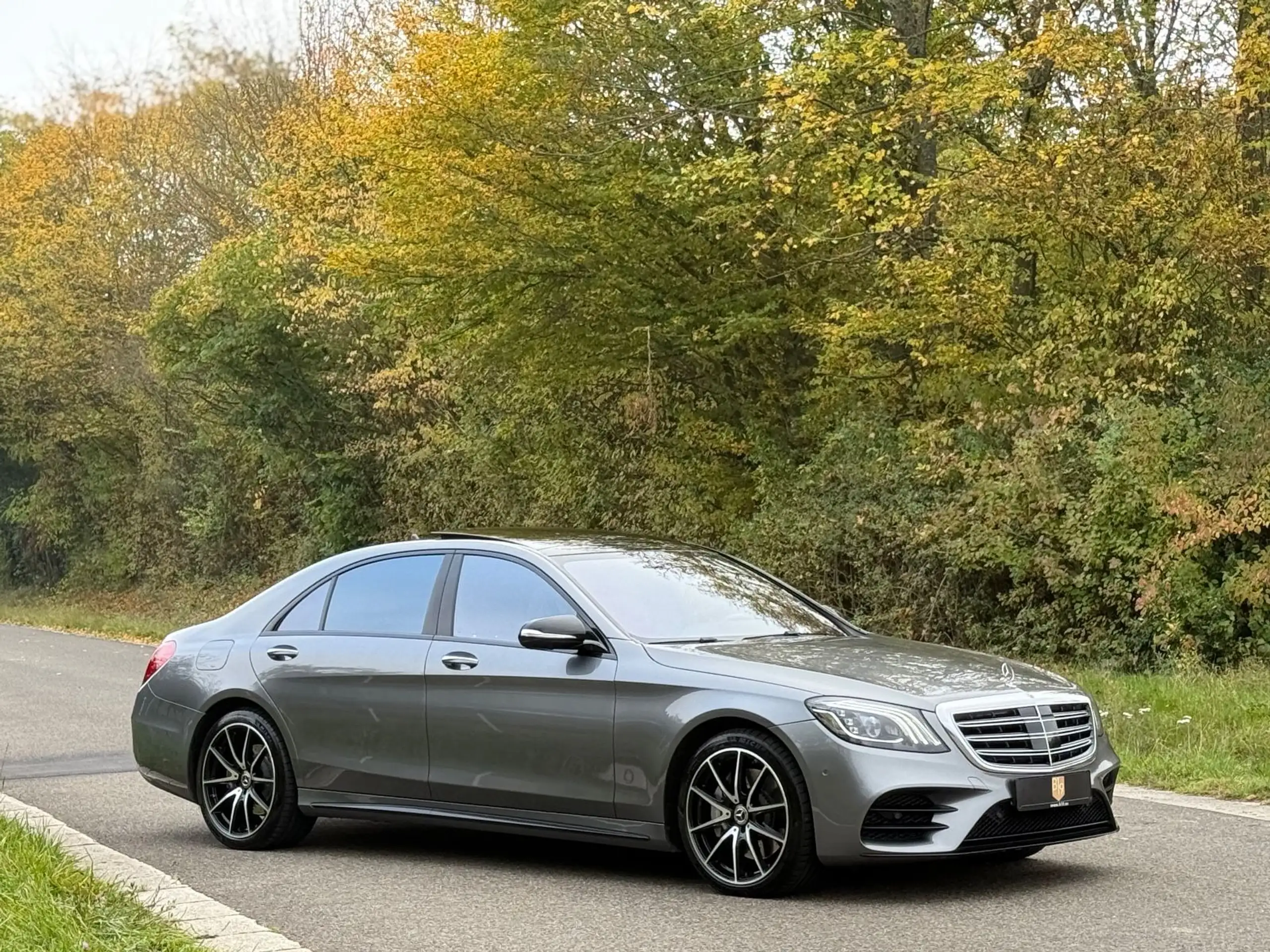 Mercedes-Benz - S 400