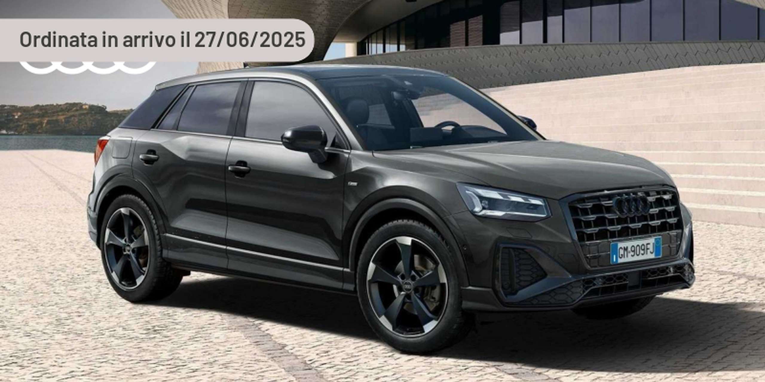 Audi - Q2