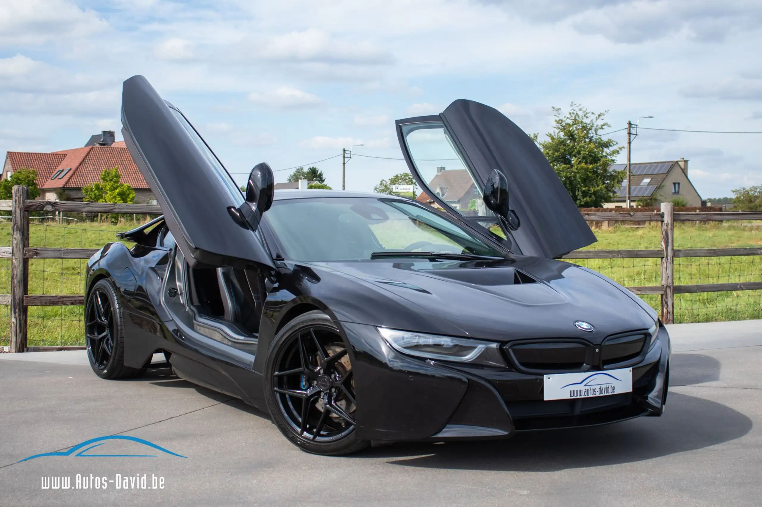 BMW - i8