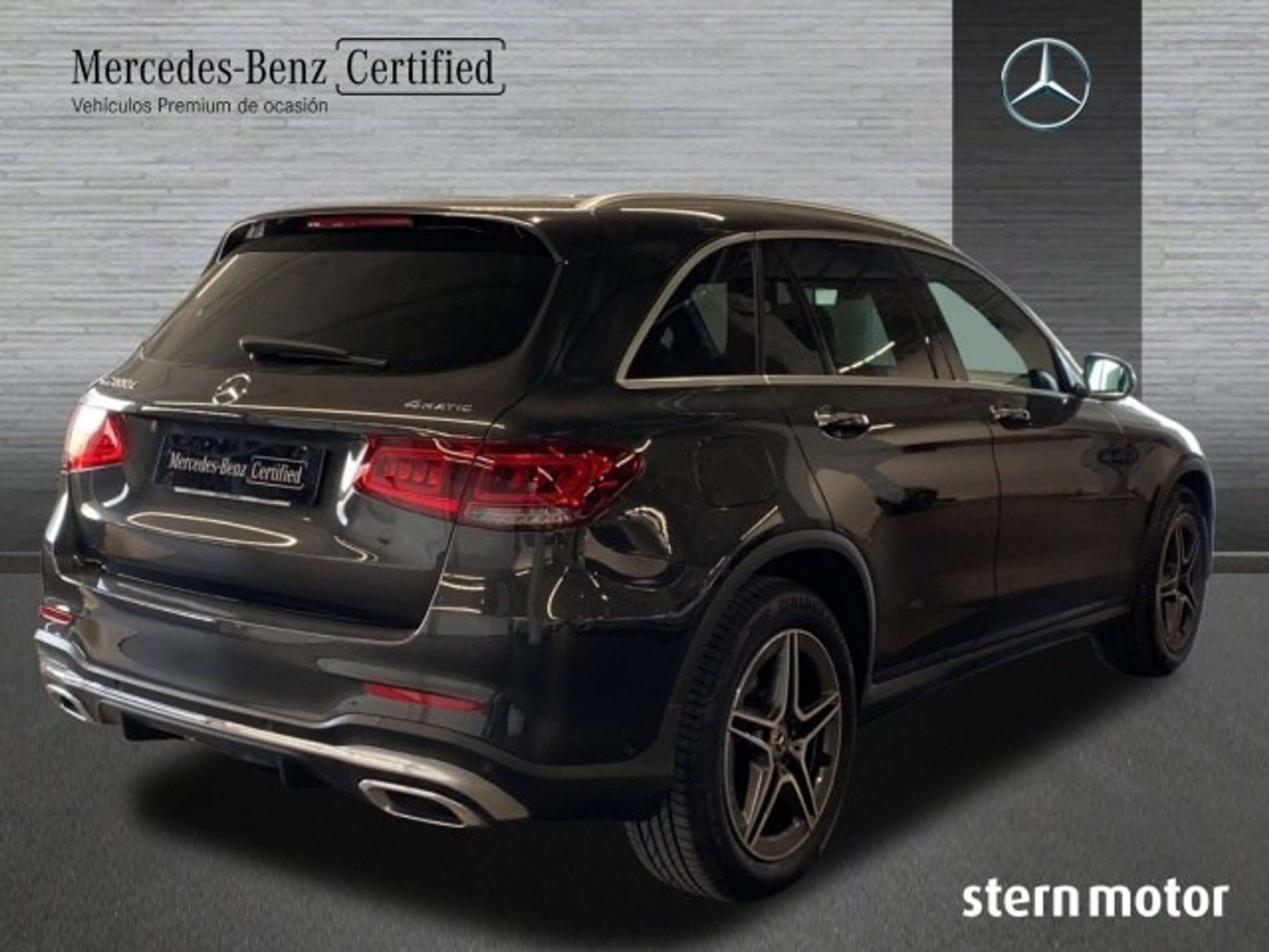 Mercedes-Benz - GLC 300