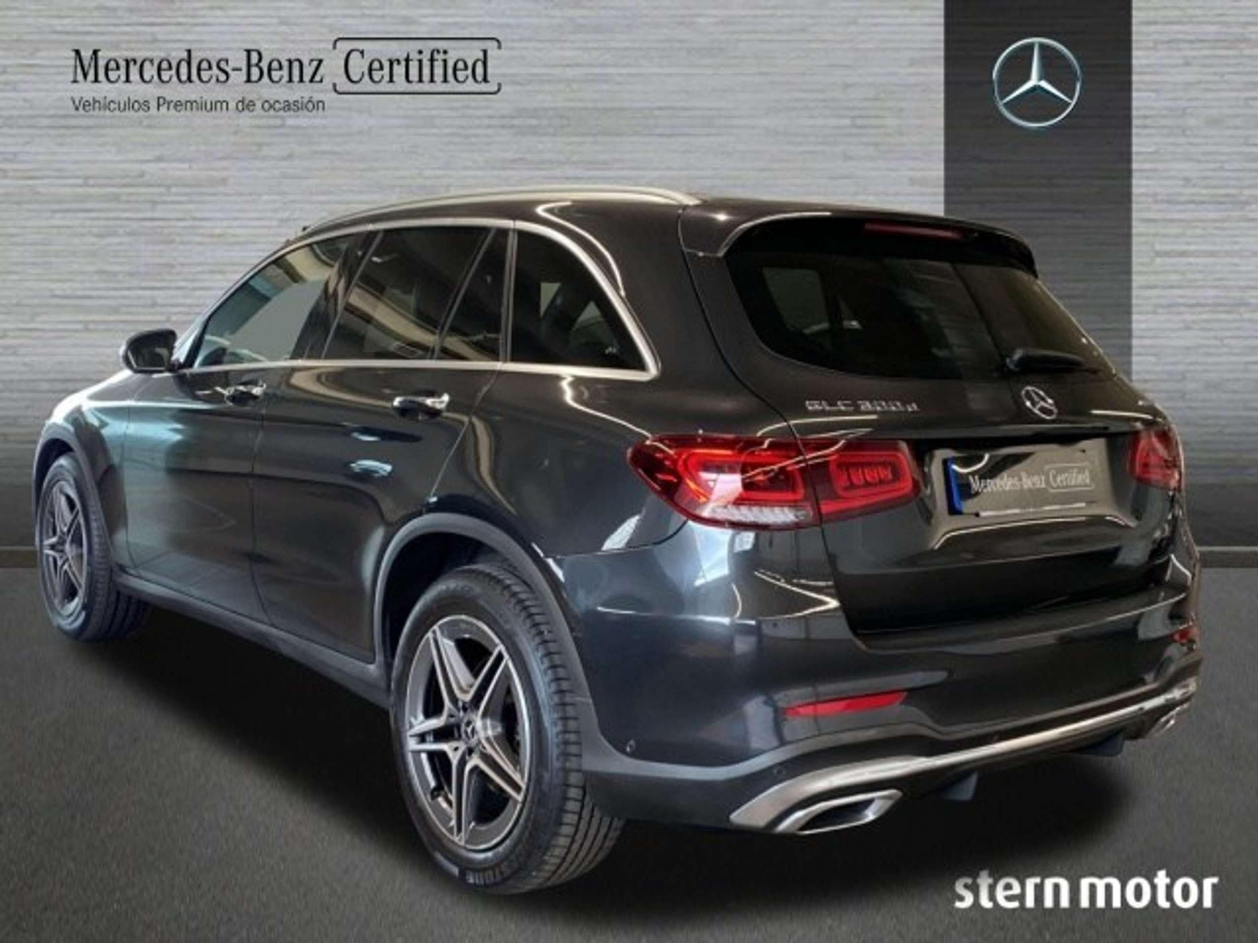 Mercedes-Benz - GLC 300