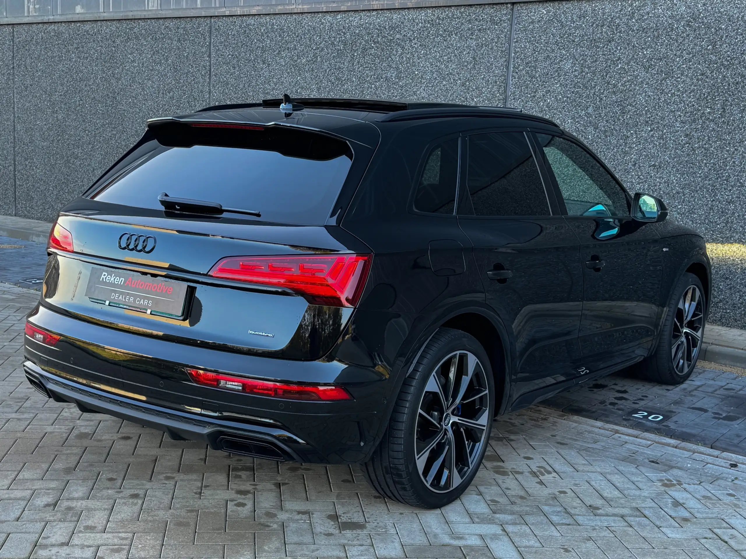 Audi - Q5